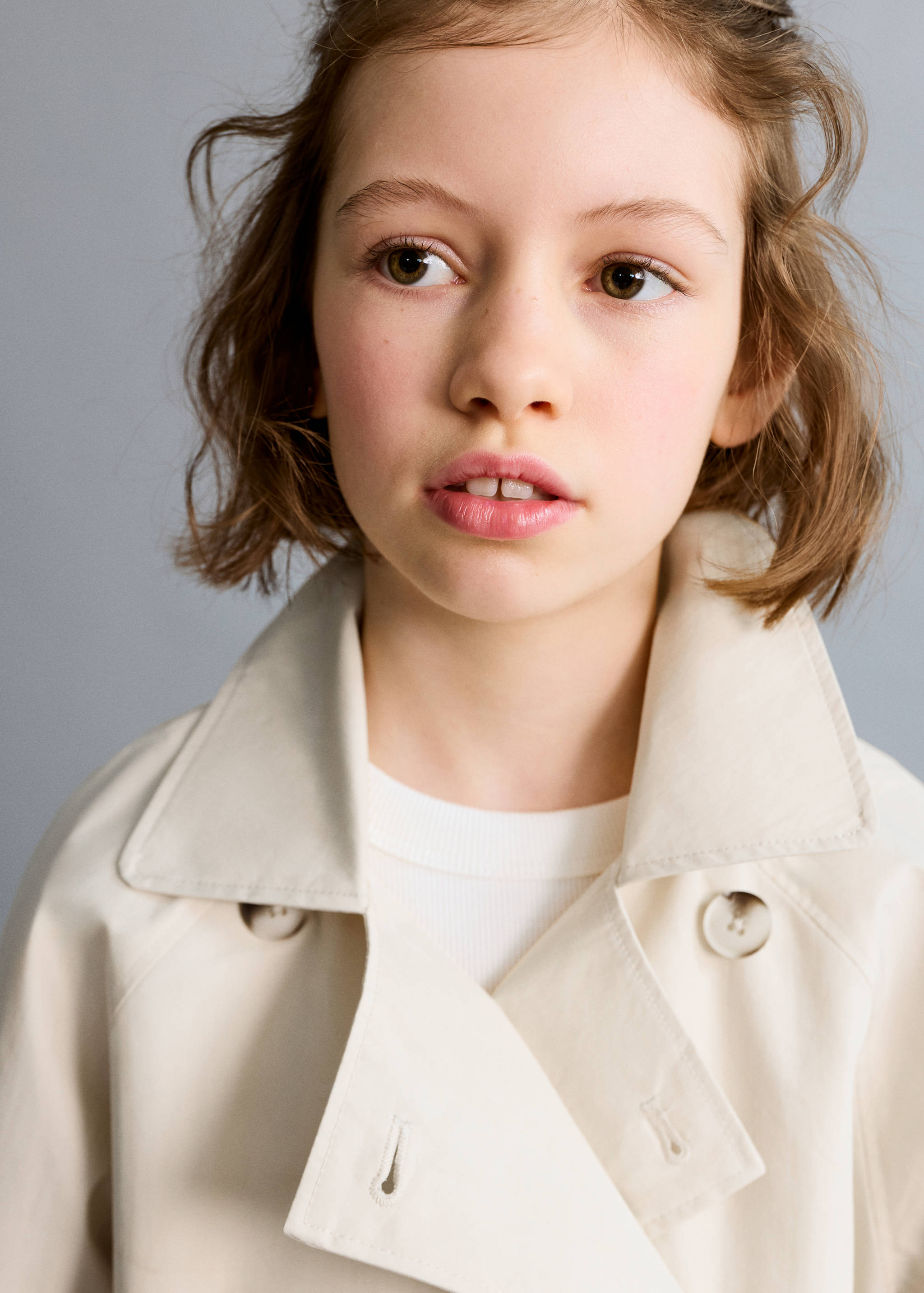 Double-breasted trench coat - Details of the article 4