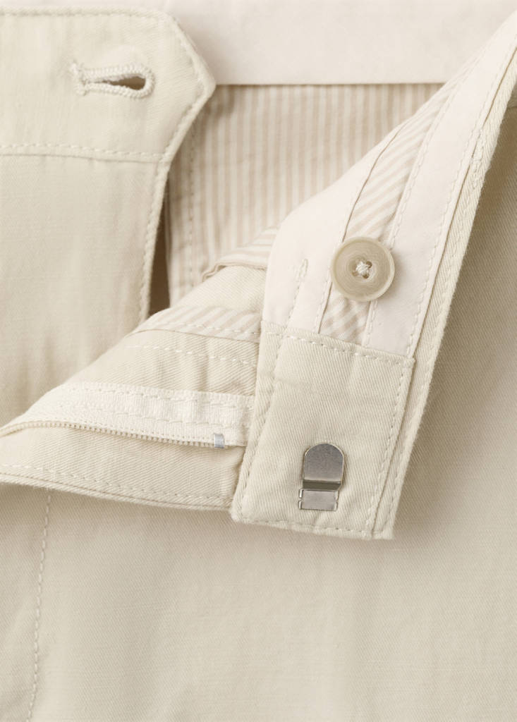 Slim fit cotton-linen blend trousers — Sand