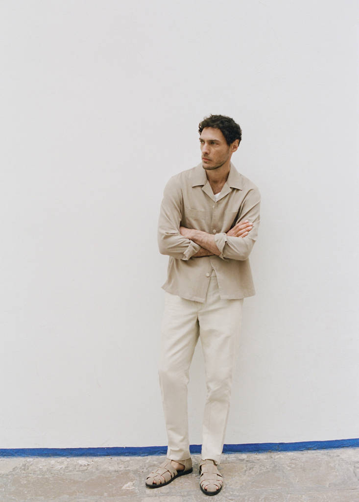 Slim fit cotton-linen blend trousers — Sand