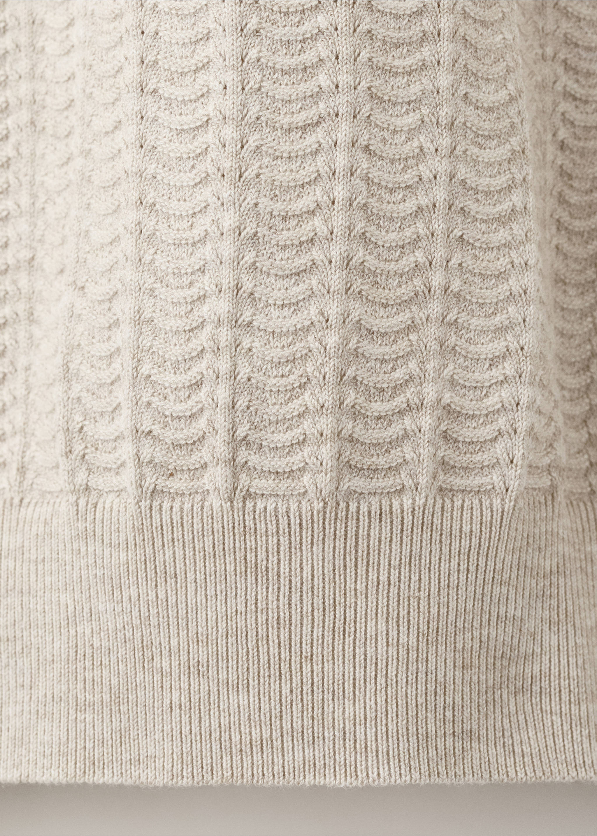 Strukturált, finomkötött pólóing - A termék adatai 0, Homok. Ref: 27055939-00.