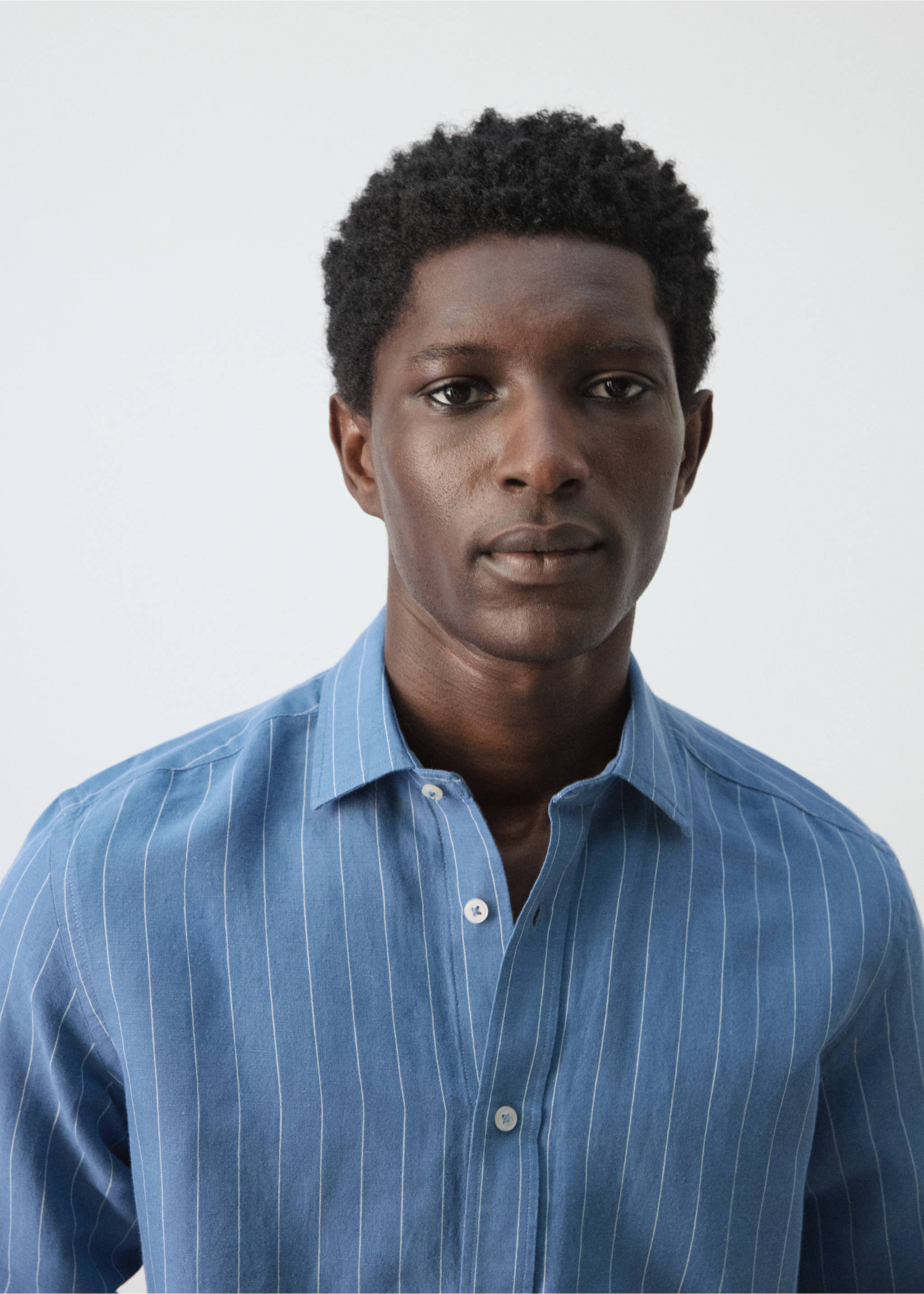 Рубашка regular fit лен и хлопок в полоску - Деталь изделия 1, Чернильный. Ref: 27055941-00.