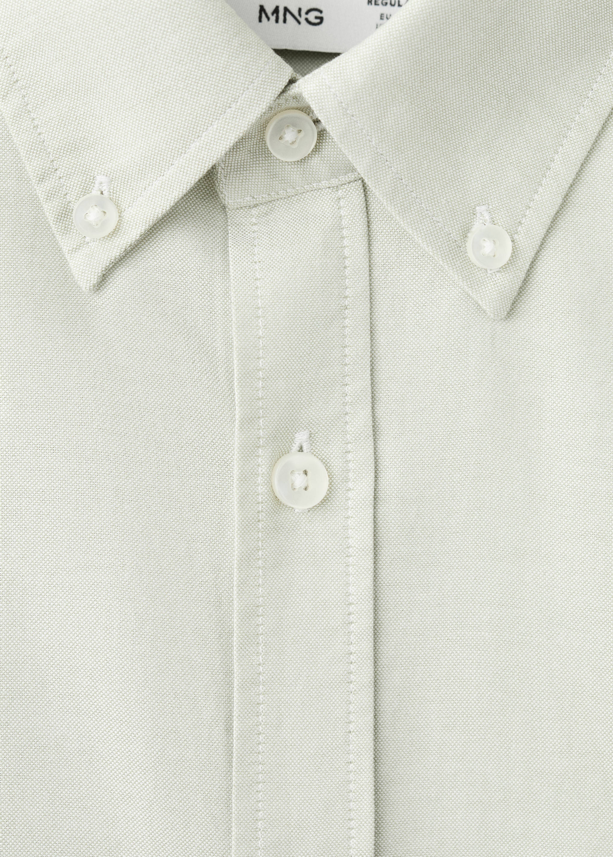 Легкая оксфордская рубашка классического кроя из 100% хлопка - Деталь изделия 8
