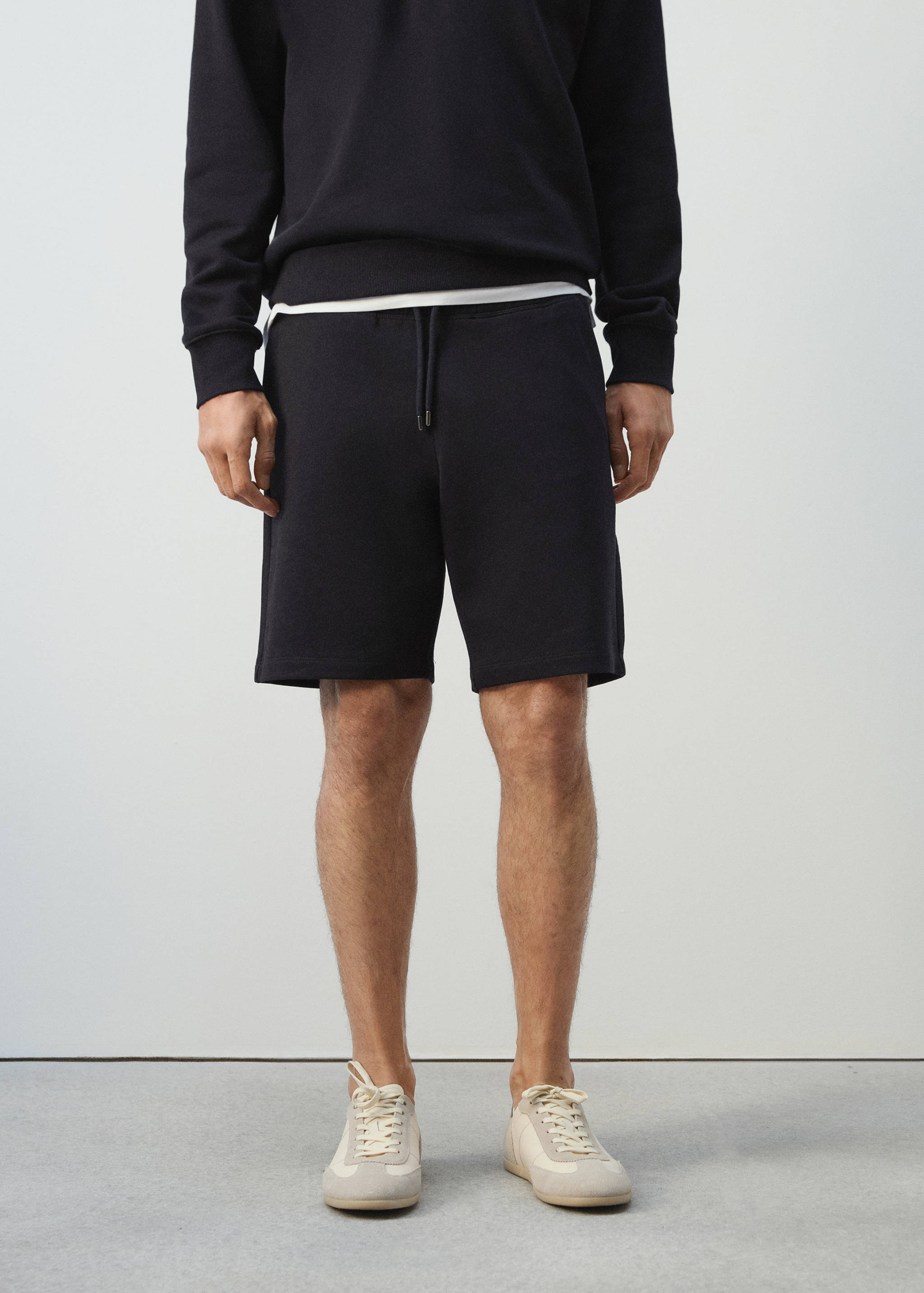 Bermudas jogger 100% algodón - Plano medio