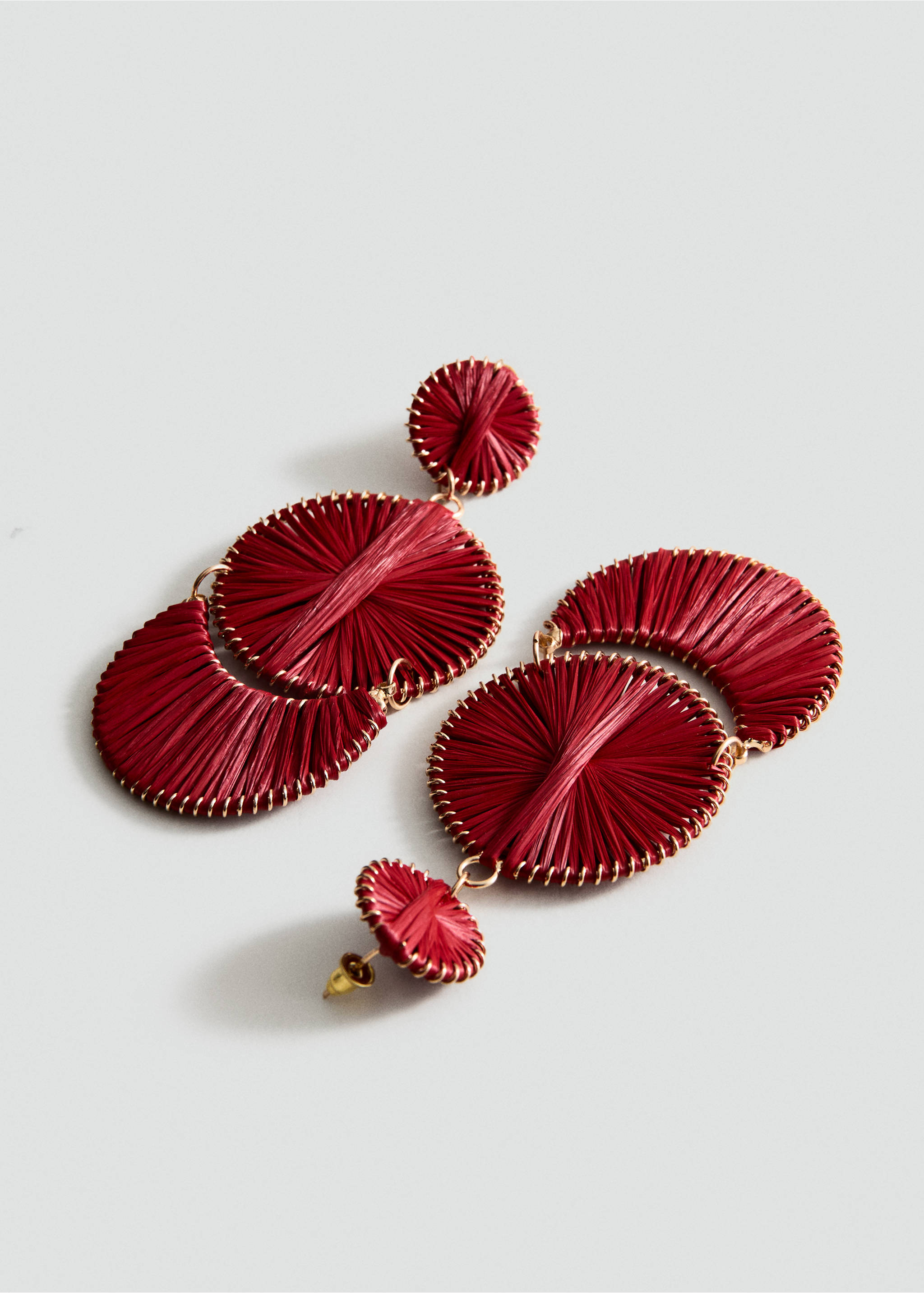 Ohrhänger mit rundem Design - Mittlere Ansicht, Rot. Ref: 27055965-00.