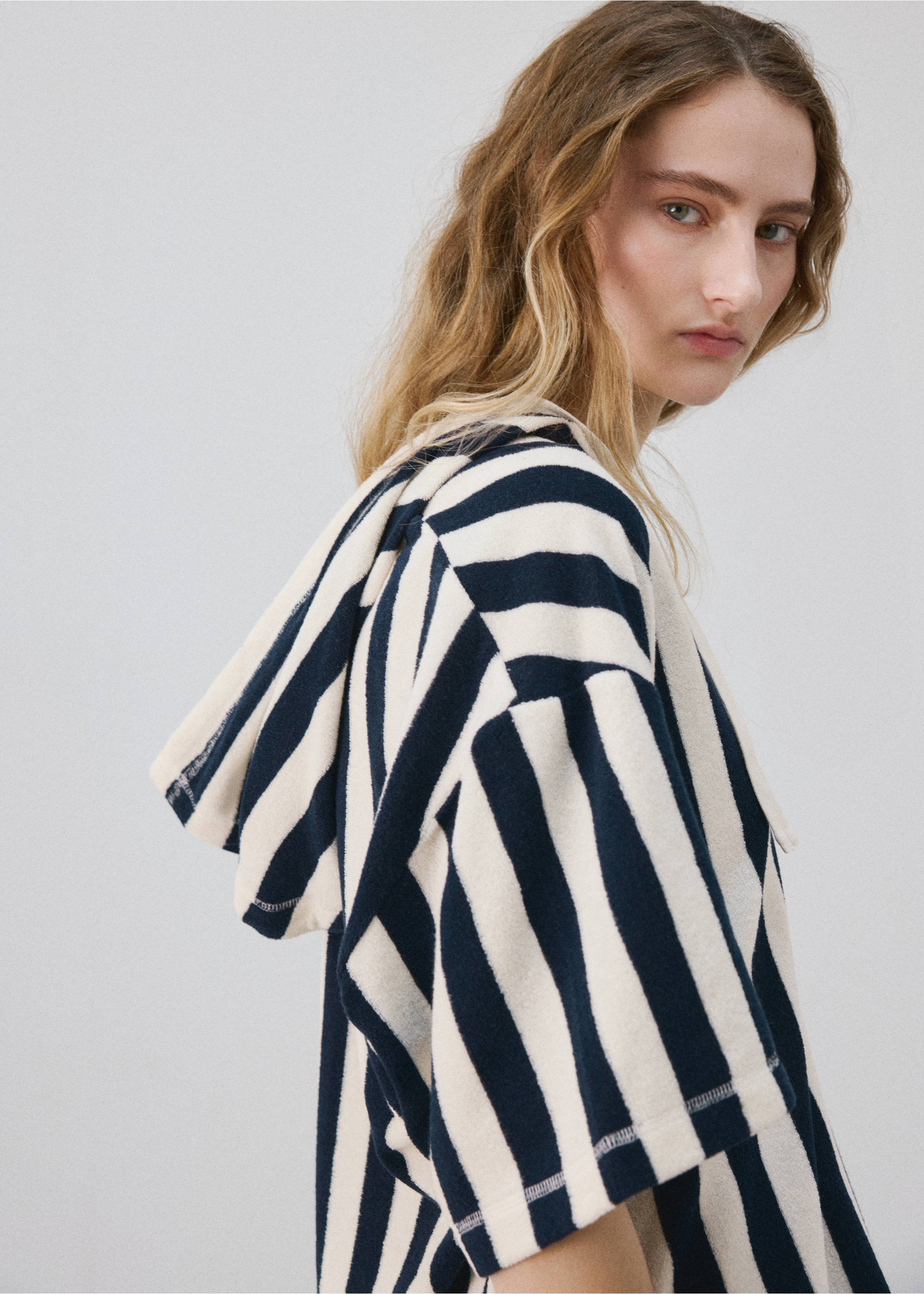 Frottee-Baumwoll-Sweatshirt mit Streifen - Mittlere Ansicht, Blau. Ref: 27055972-00.