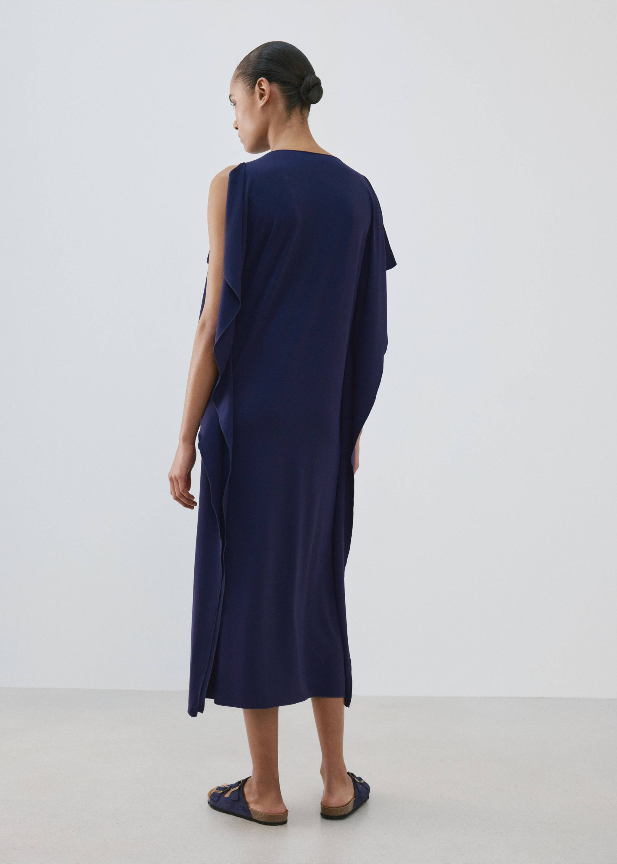 Caftan with frill detail - Reverse of the article, Blue. Ref: 27055995-00.