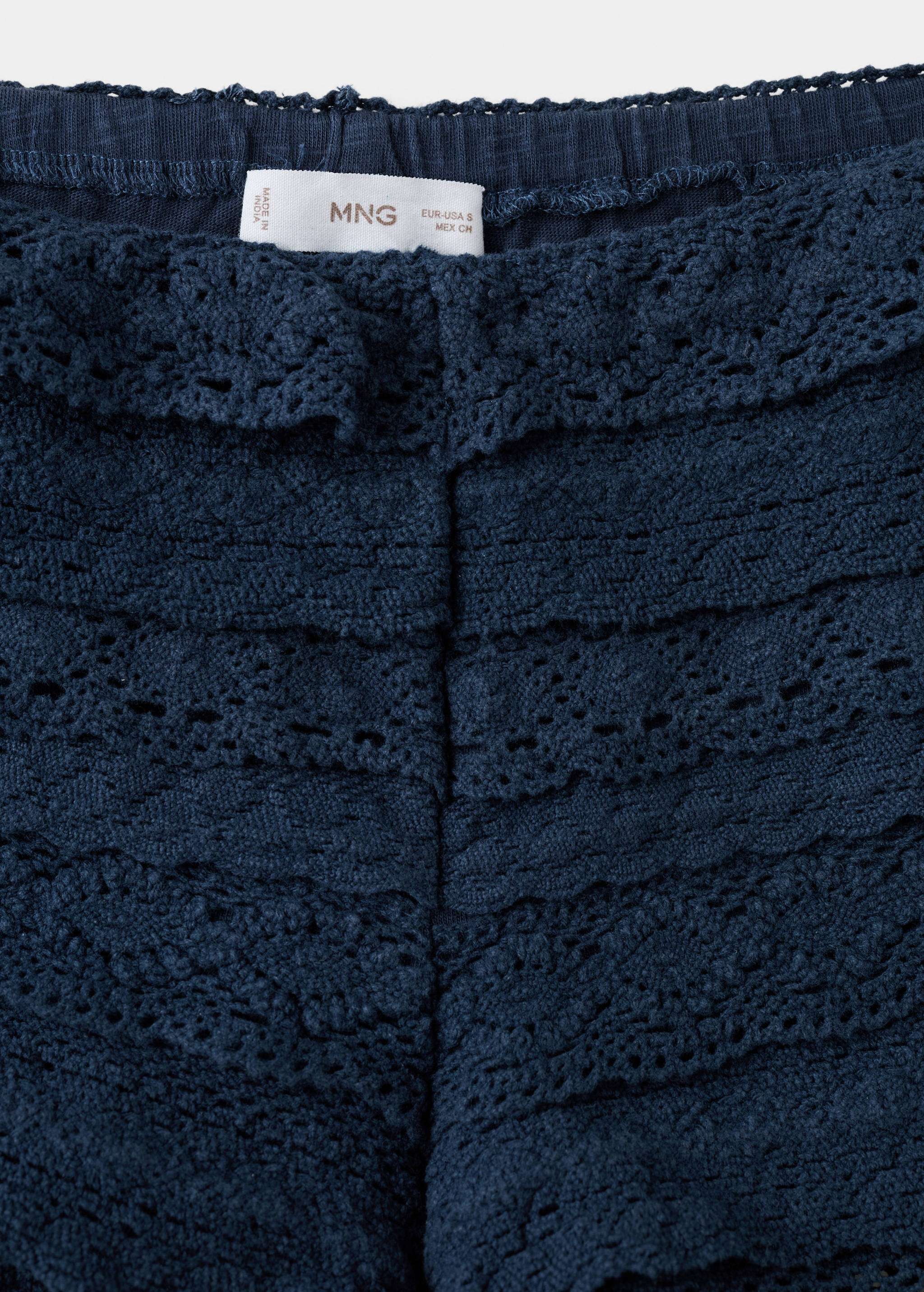 Crochet shorts with ruffles - Details of the article 8