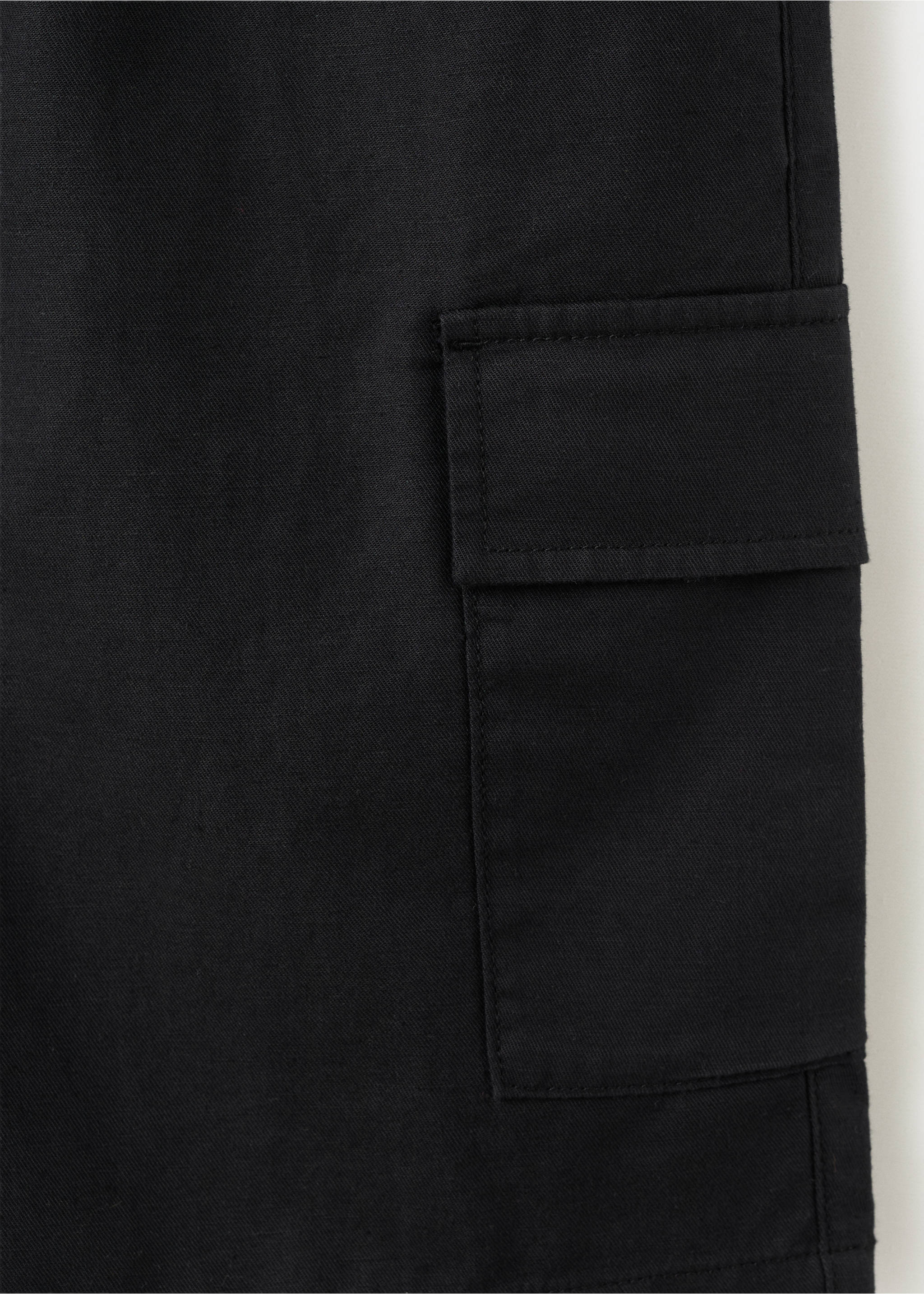 Bermudes cargo - Detall de l'article 8, Negre. Ref: 27056715-00.