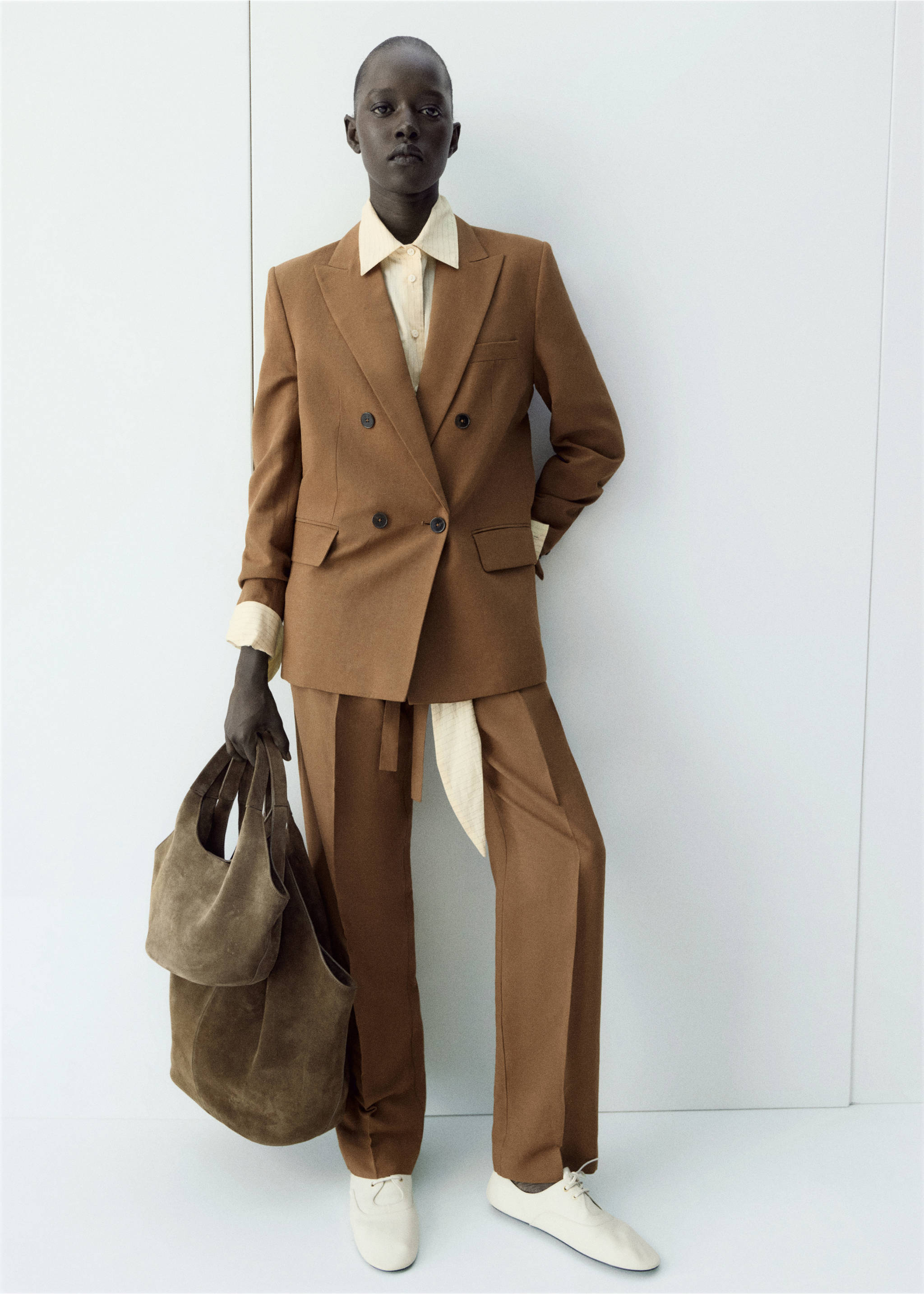 Linen suit trousers with elastic waistband - General plane, Caramel. Ref: 27056742-01.