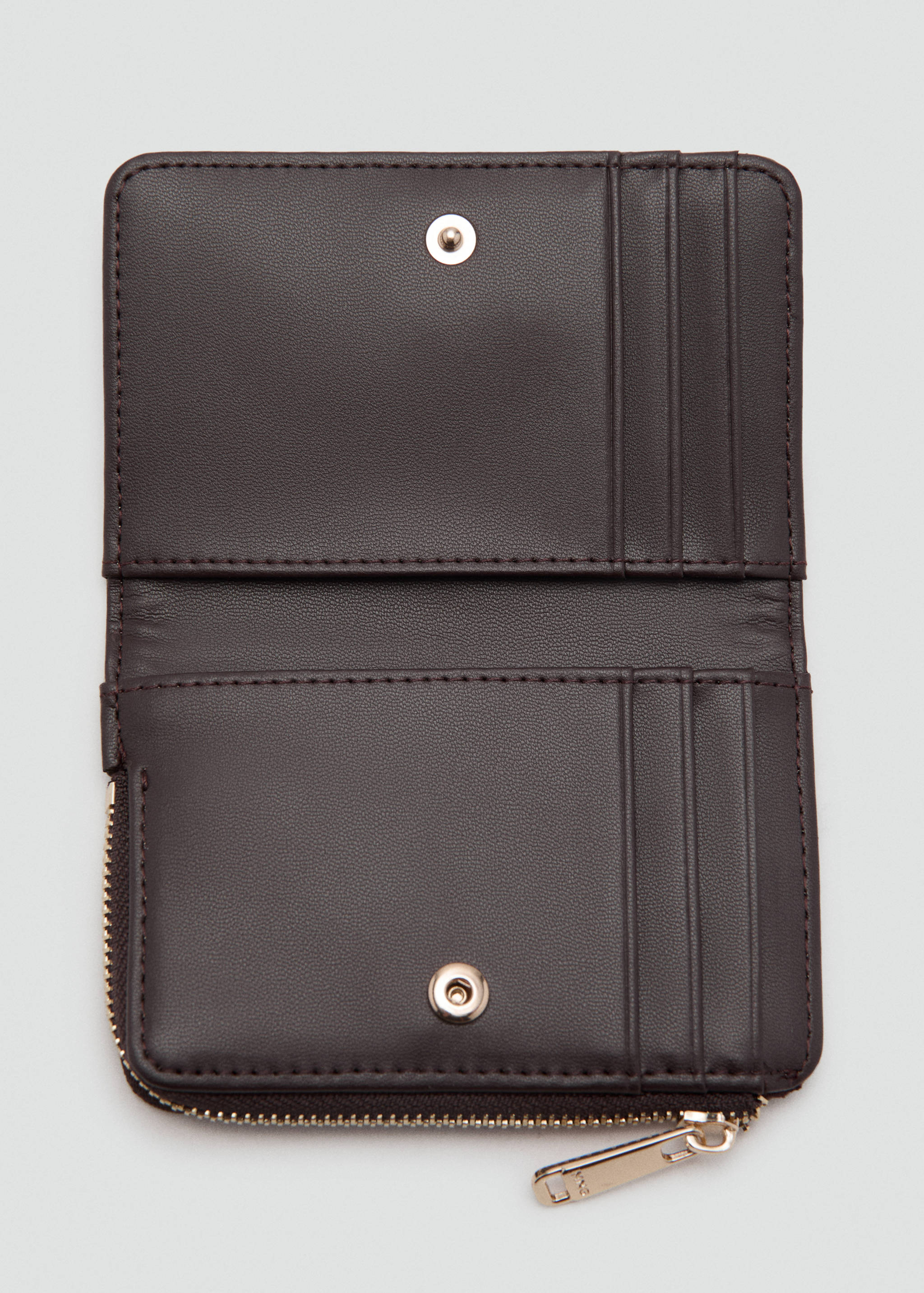 Small textured purse - Details of the article 1