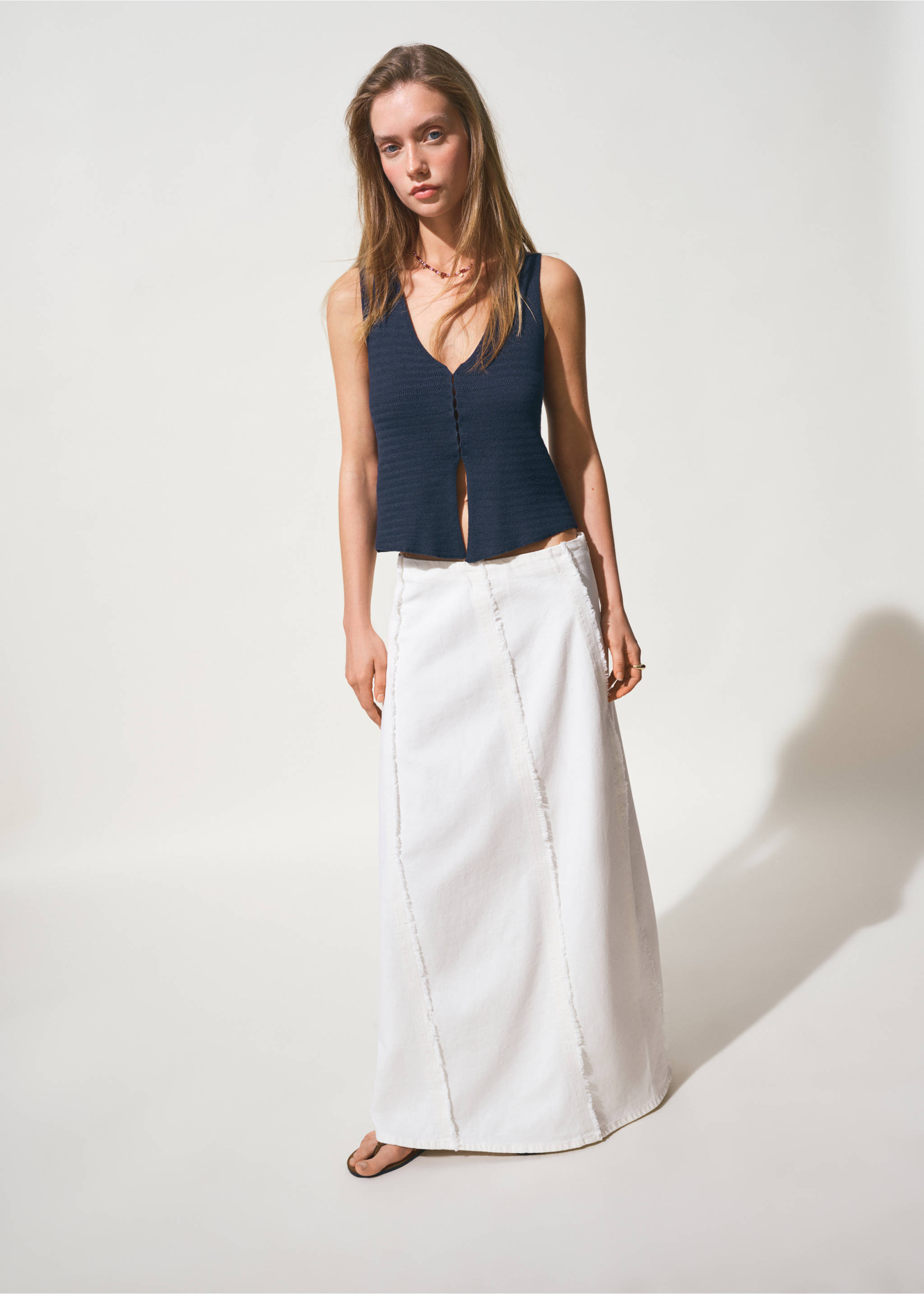 Top fluido com fecho de colchetes - Plano geral, Azul-marinho. Ref: 27057137-00.