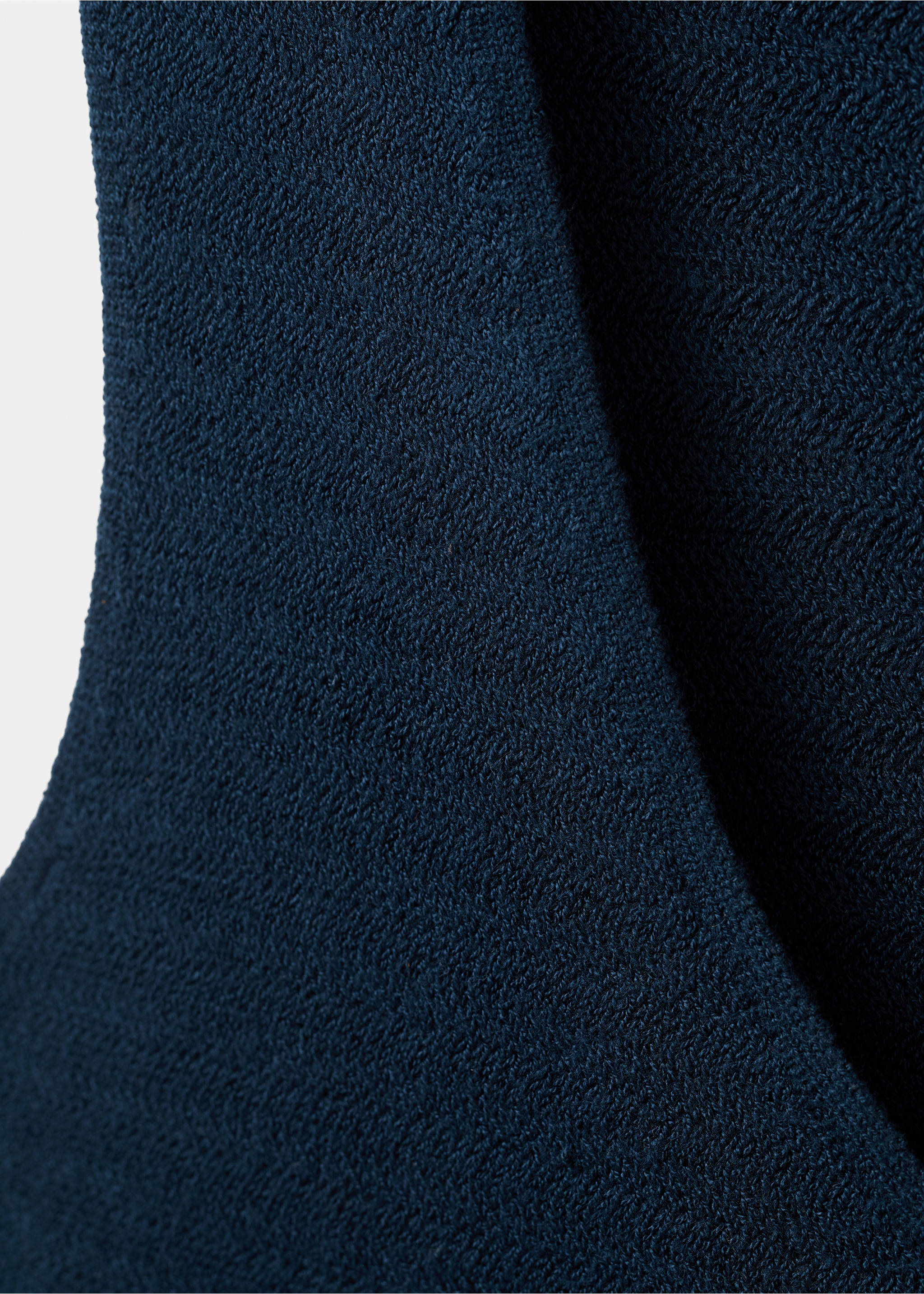 Top fluido com fecho de colchetes - Pormenor do artigo 8, Azul-marinho. Ref: 27057137-00.