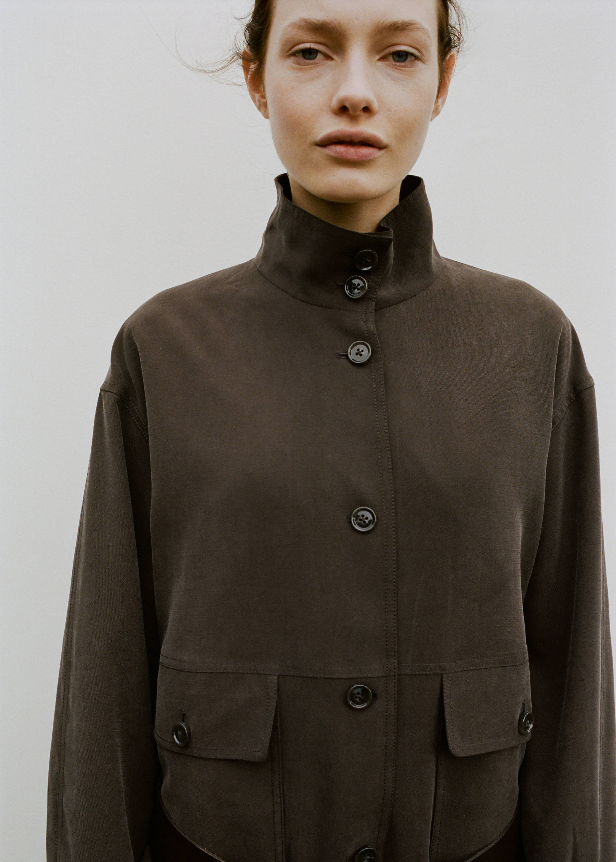 Oversize jacket with pockets - Reverse of the article, Chocolate. Ref: 27057139-00.