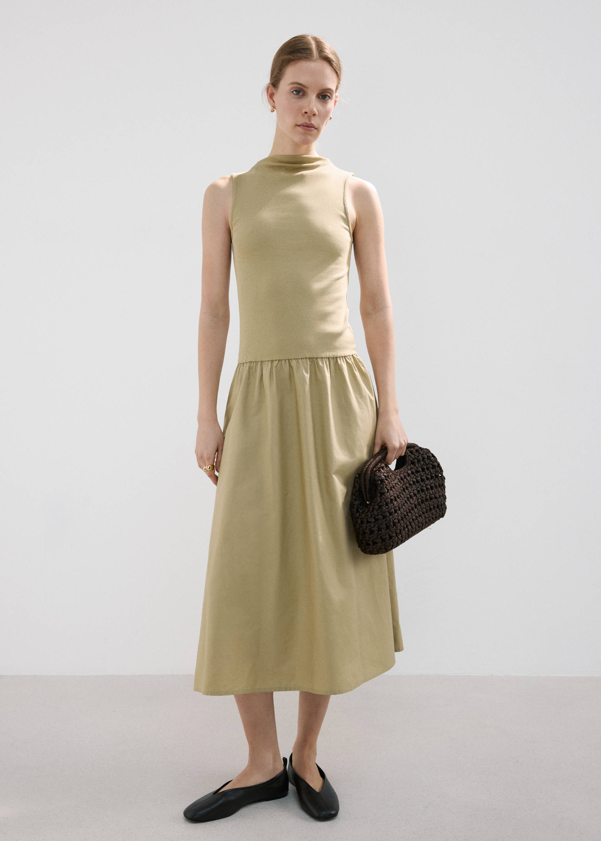 Vestit cos contrast - Pla general