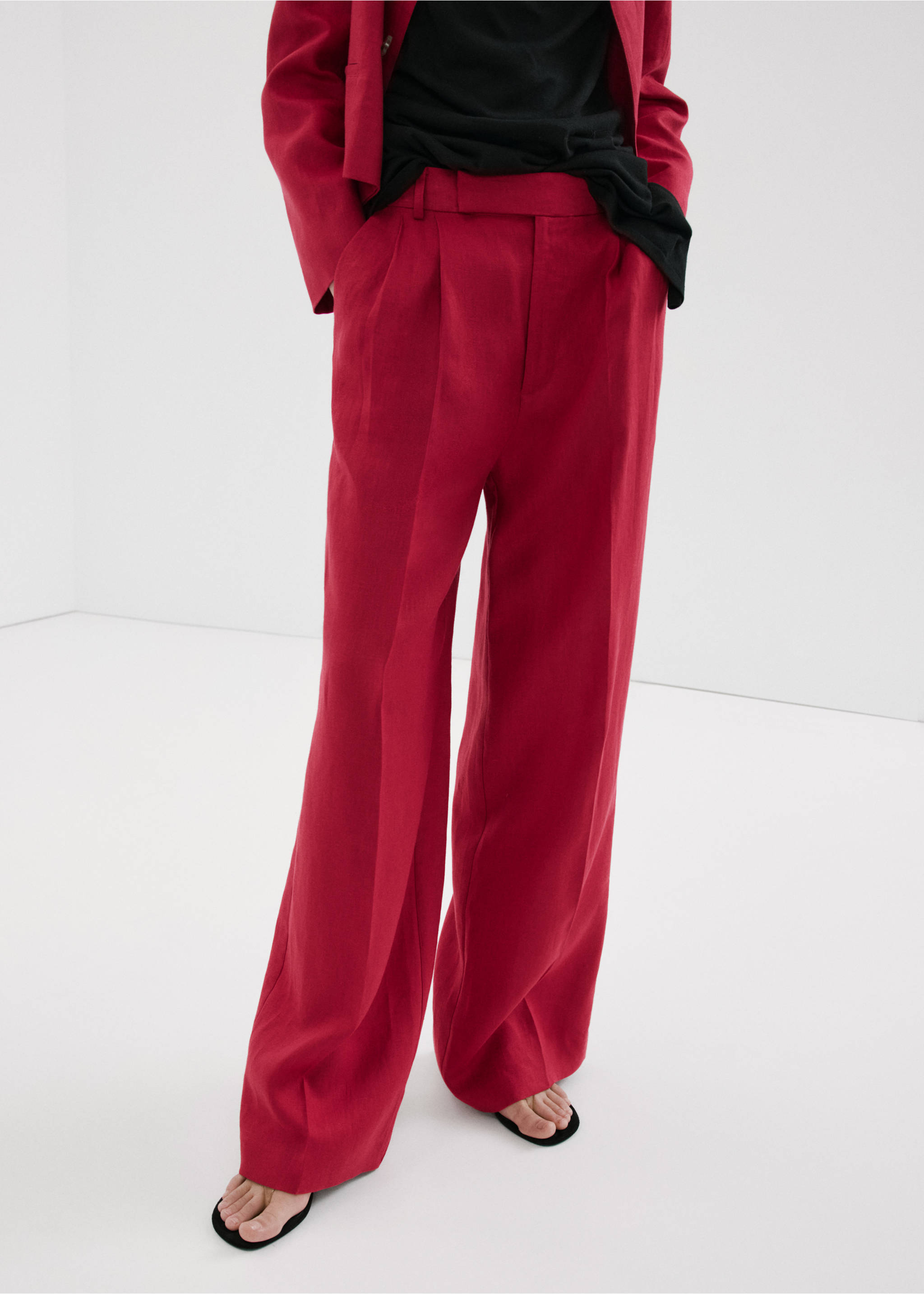 Straight linen-blend trousers - Medium plane, Red. Ref: 27057142-00.