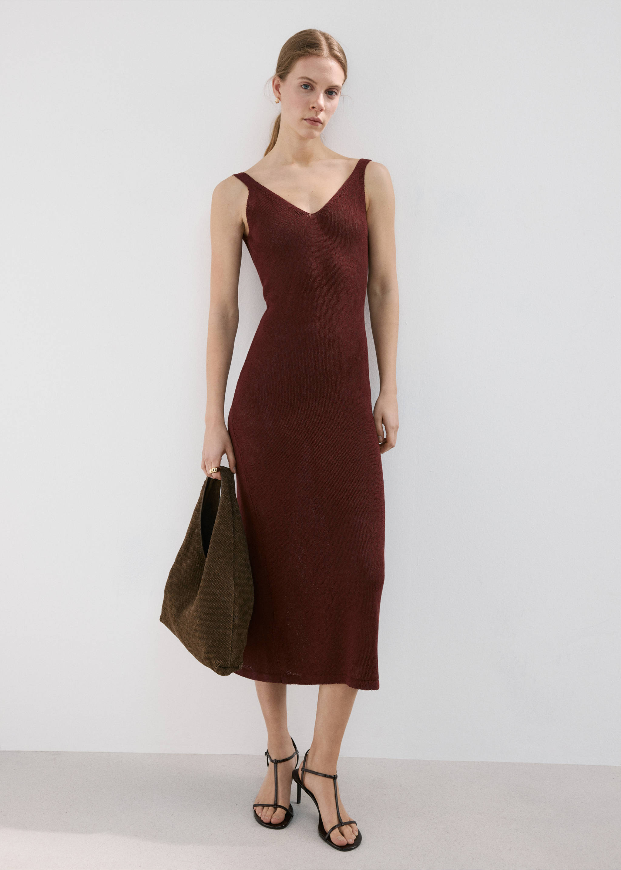 V-neck knitted dress - General plane, Burnt Orange. Ref: 27057145-00.