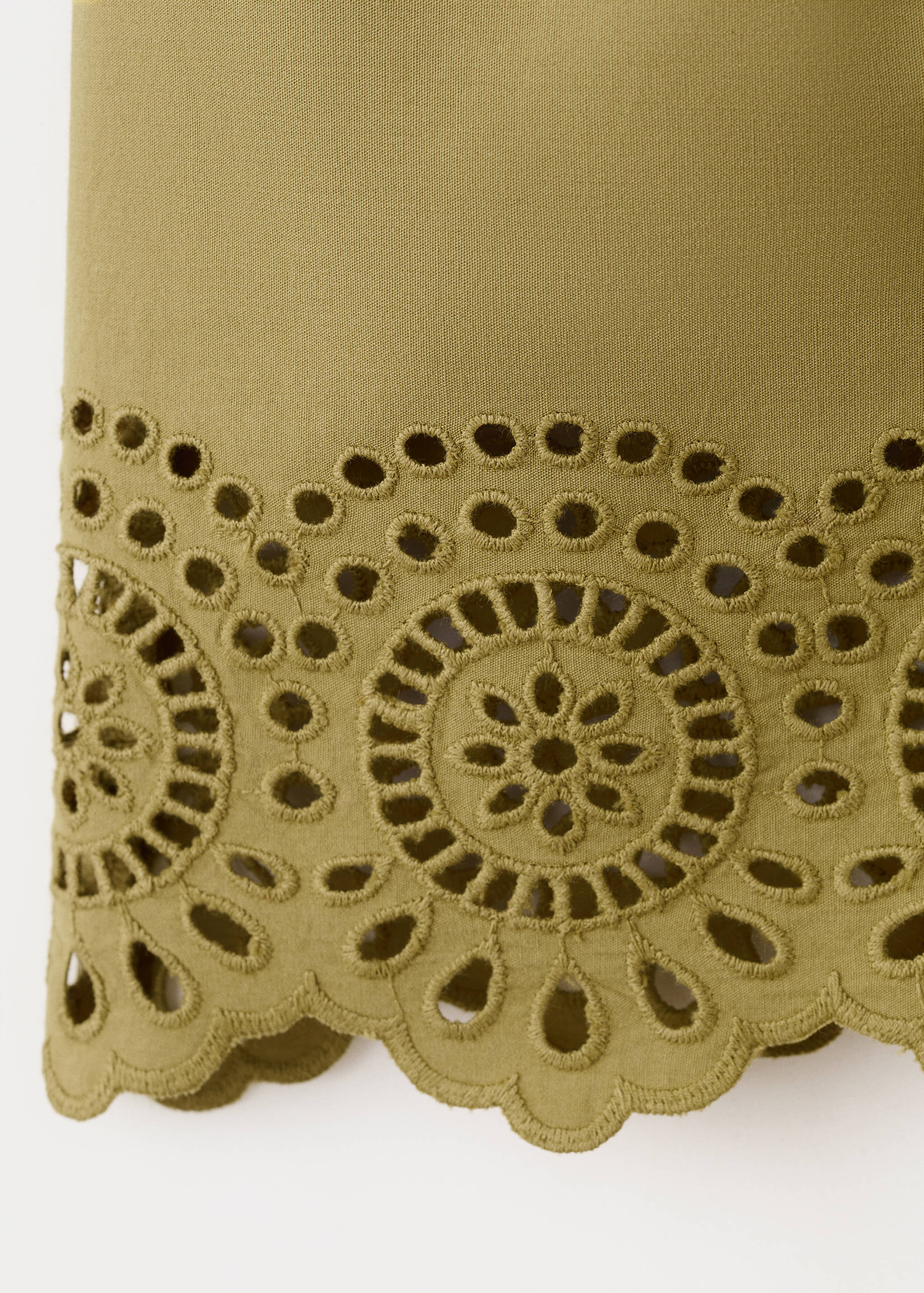 Shorts calados bordados - Detalle del artículo 0