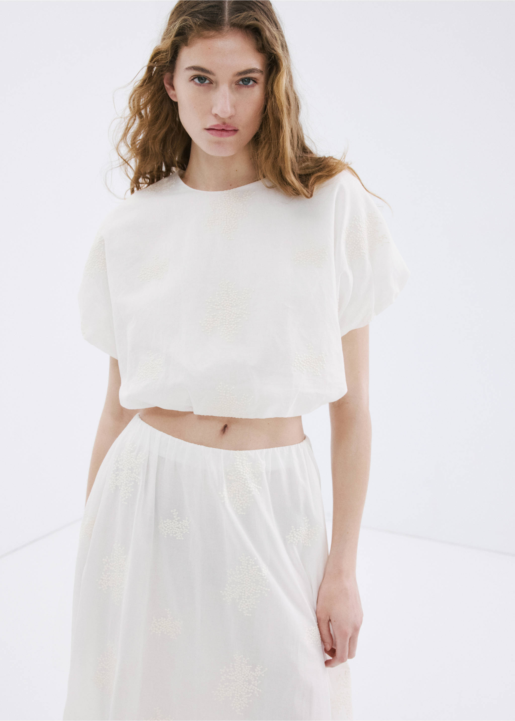 Cotton skirt with embroidery details - Details of the article 6, Ecru. Ref: 27057148-00.