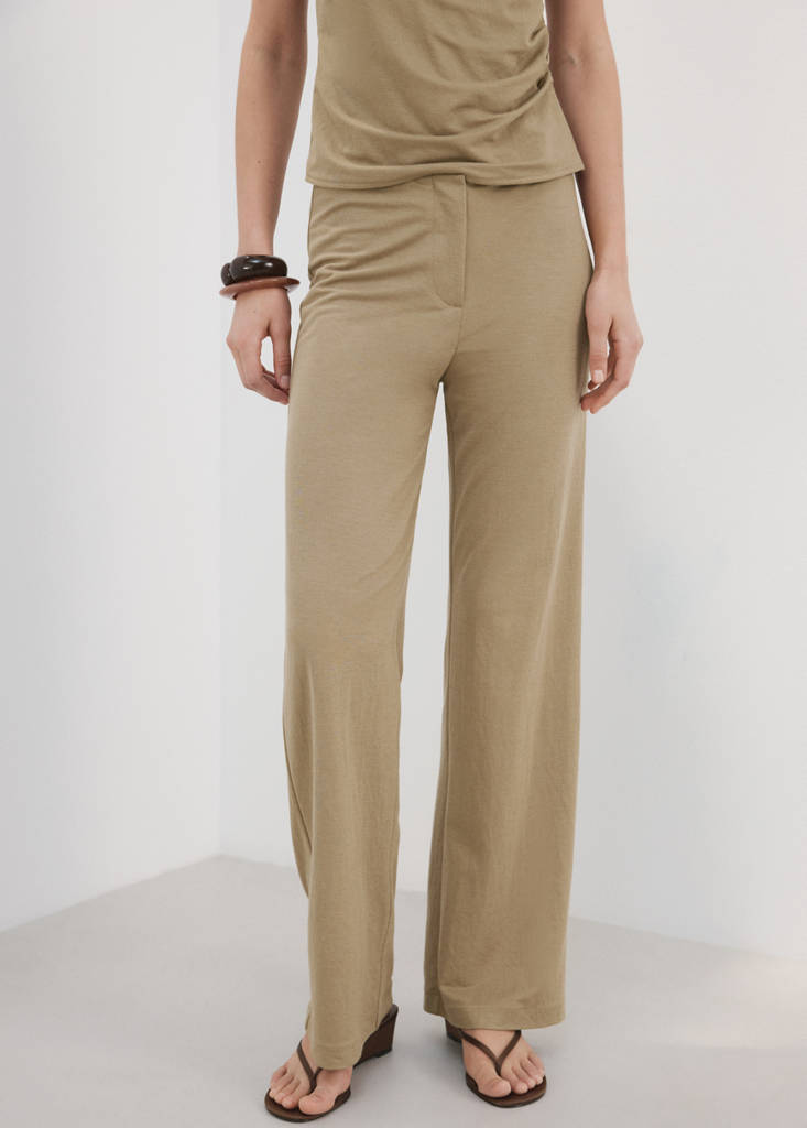 Straight mid-rise trousers — Medium Brown