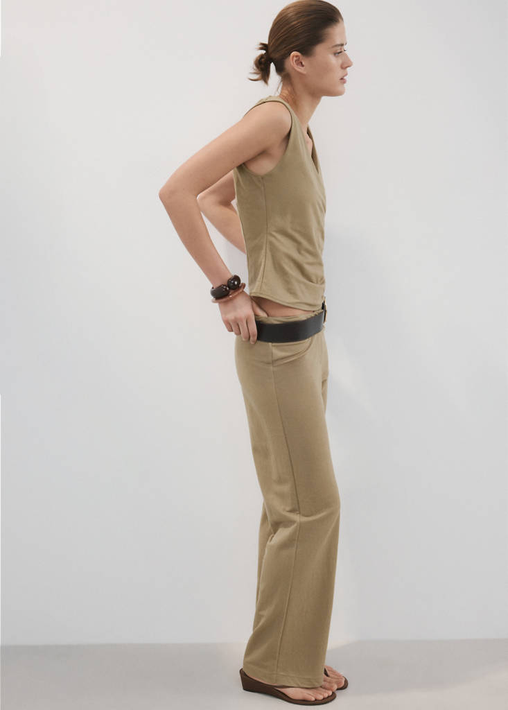 Straight mid-rise trousers — Medium Brown