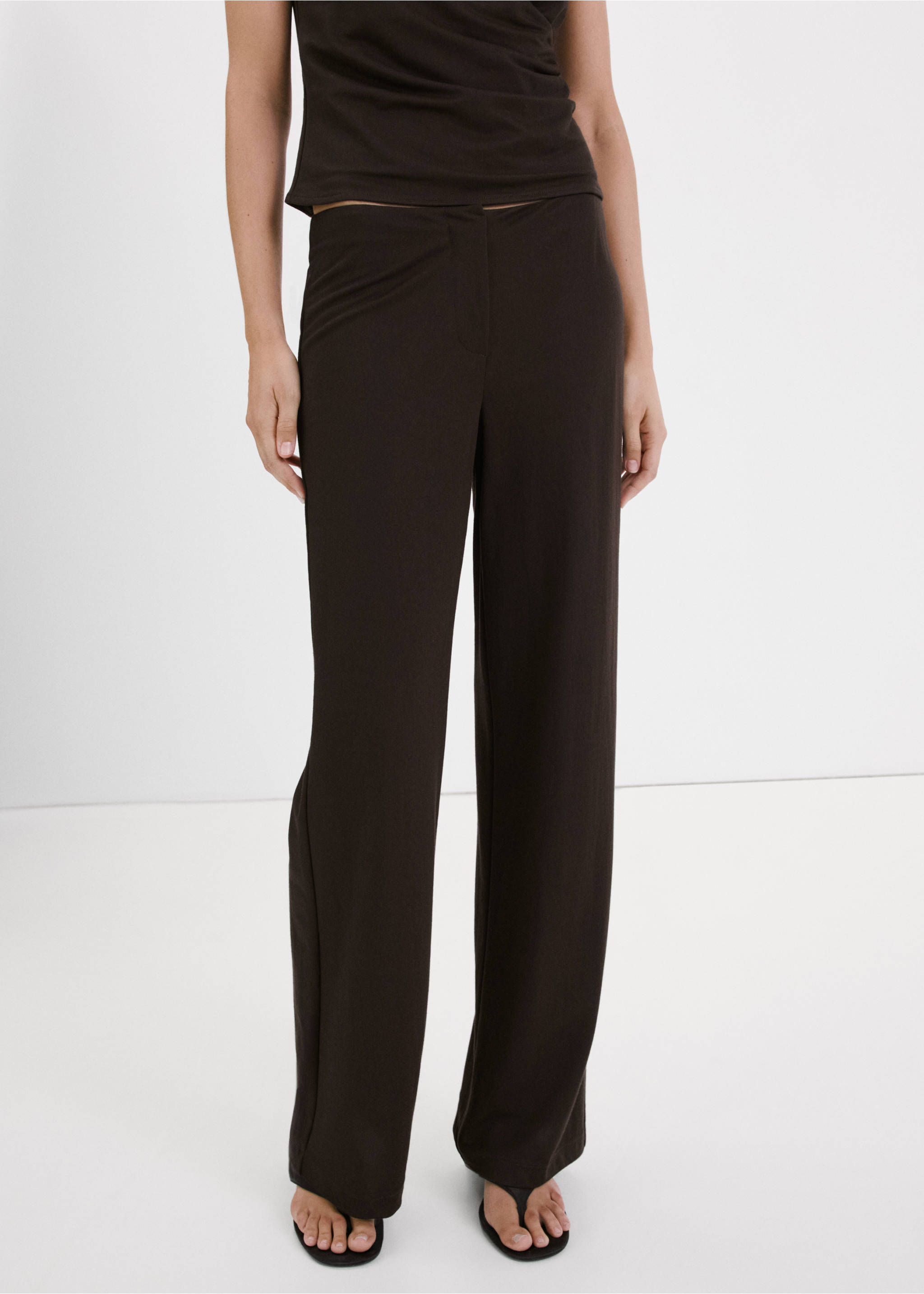 Pantalon droit taille normale - Plan moyen, Marron. Ref: 27057150-00.