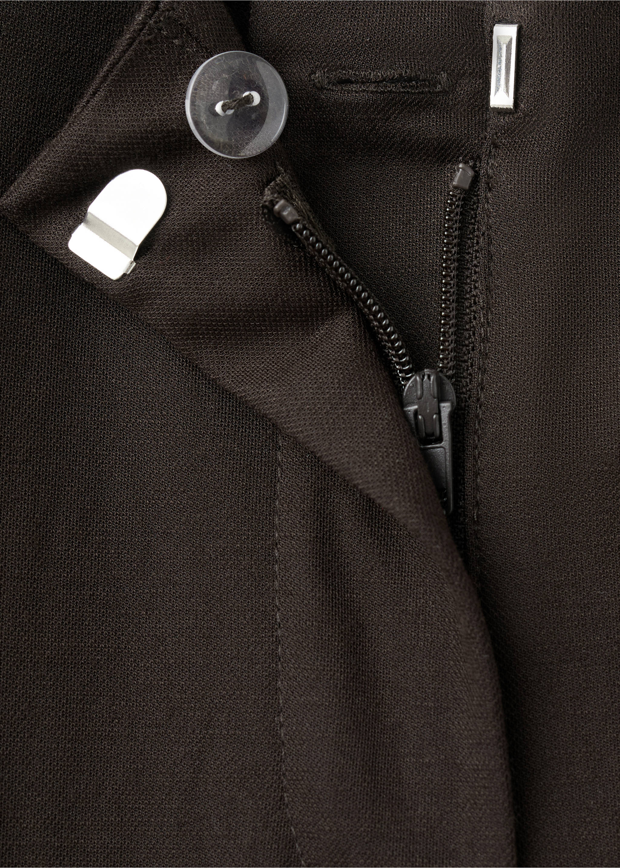 Pantalon droit taille normale - Détail de l'article 8, Marron. Ref: 27057150-00.