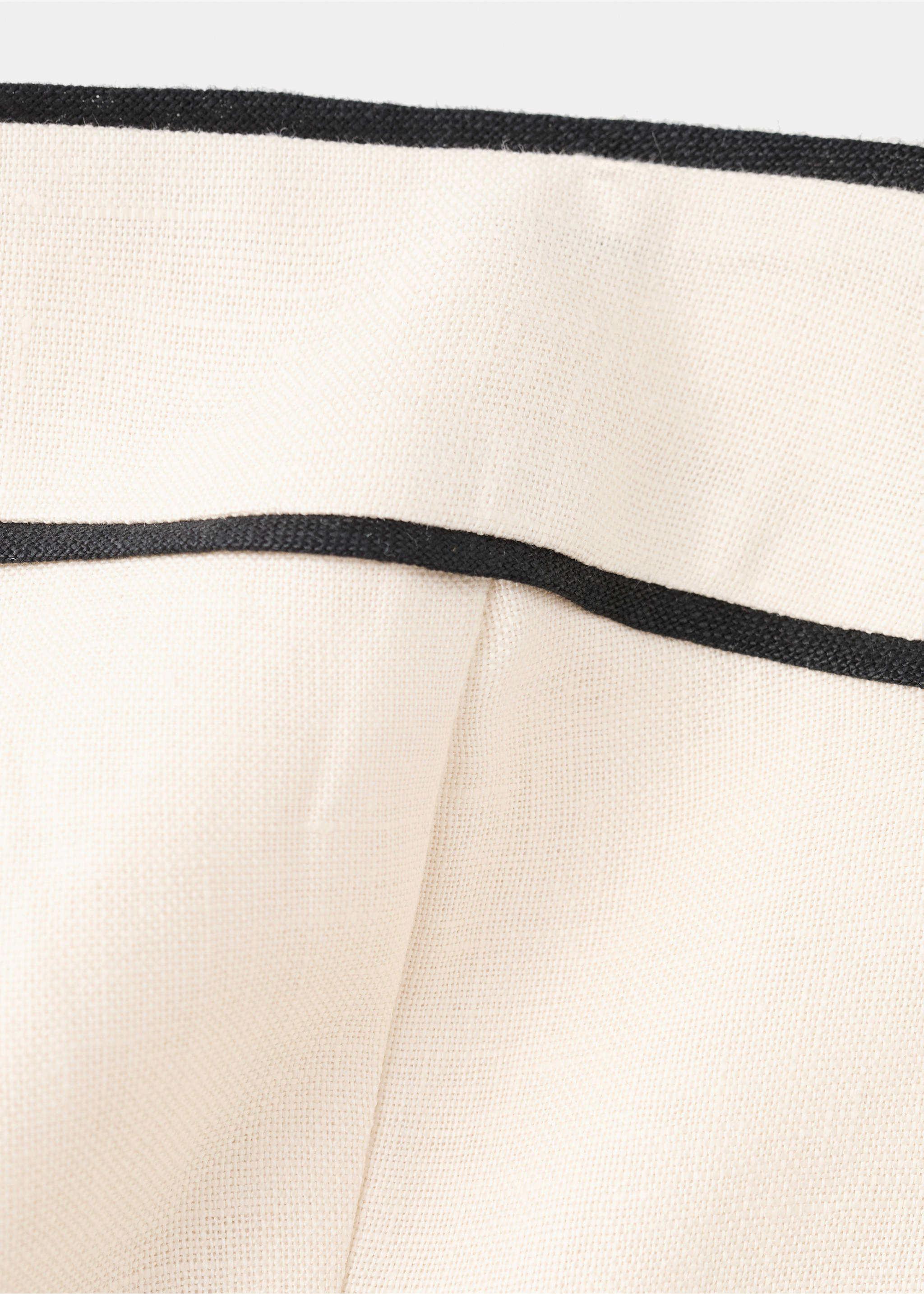Linen bandeau jumpsuit - Details of the article 8, Ecru. Ref: 27057152-00.
