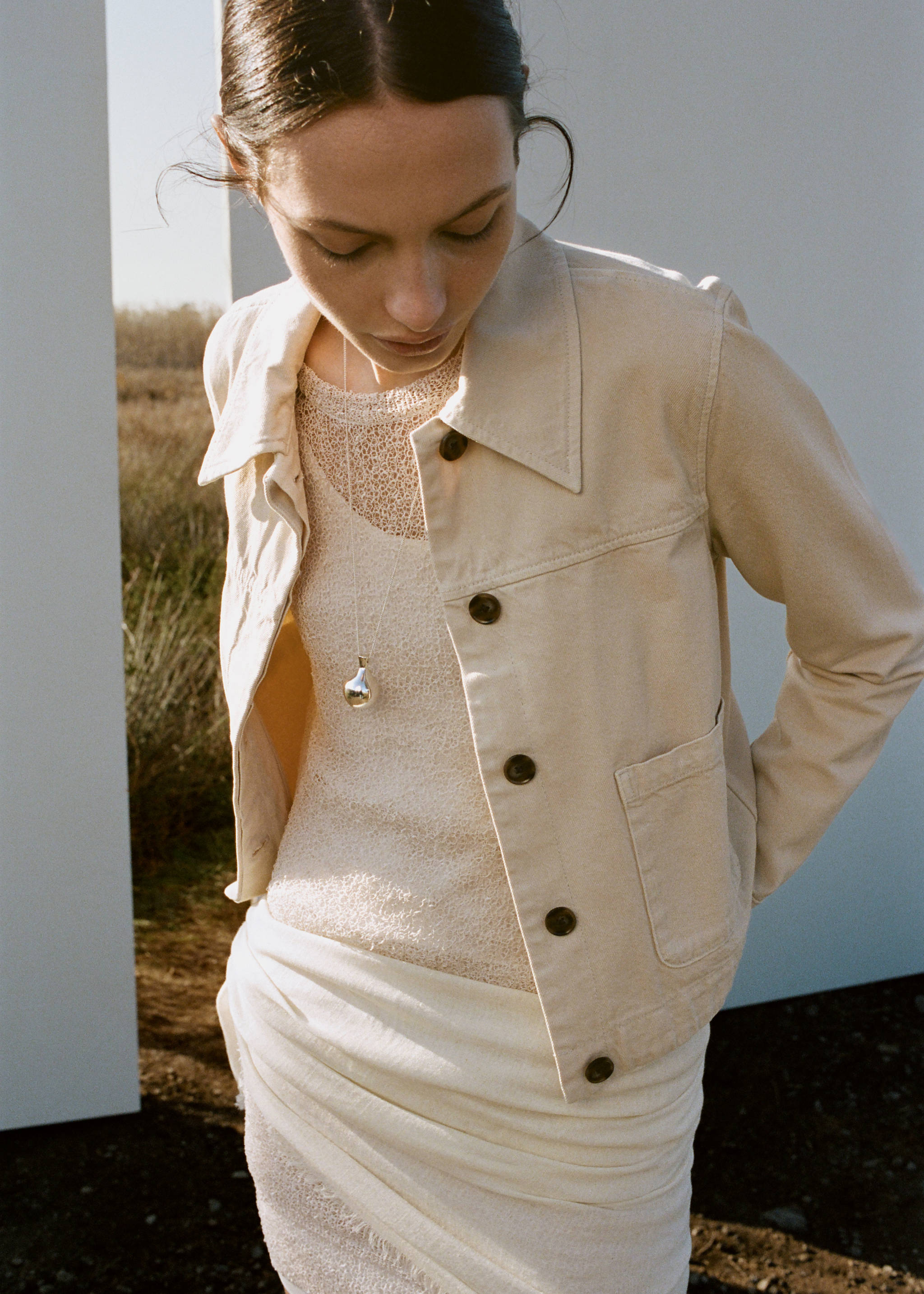 جاكيت دينيم بجيوب - رؤية وسط, الفانيلا. Ref: 27057154-00.