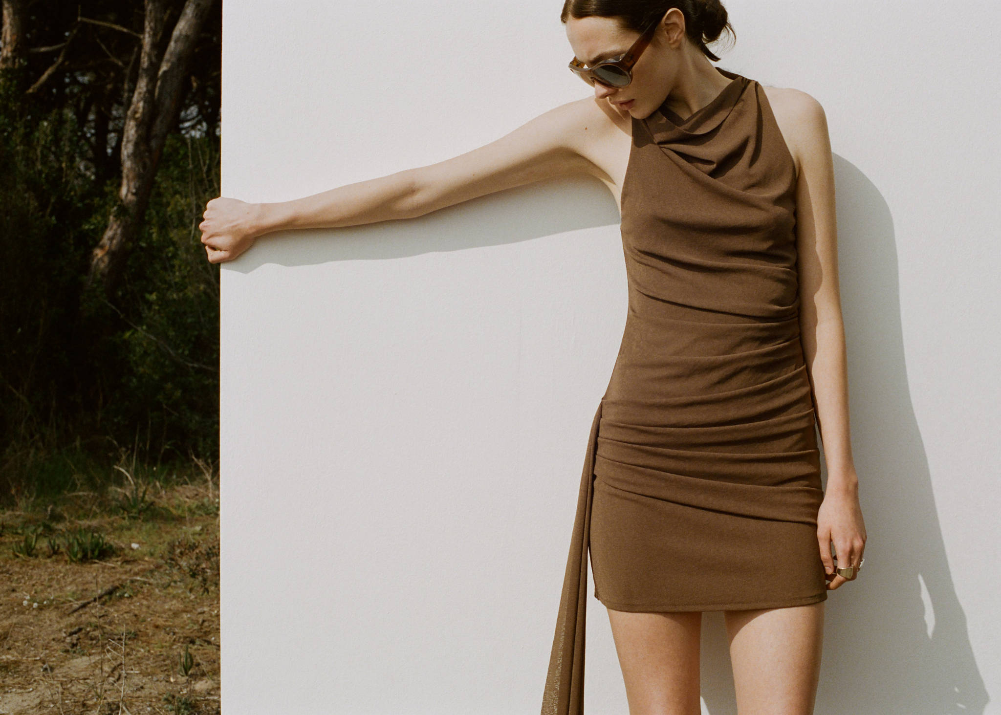 Ruched dress with draped neckline - Panoramic plane