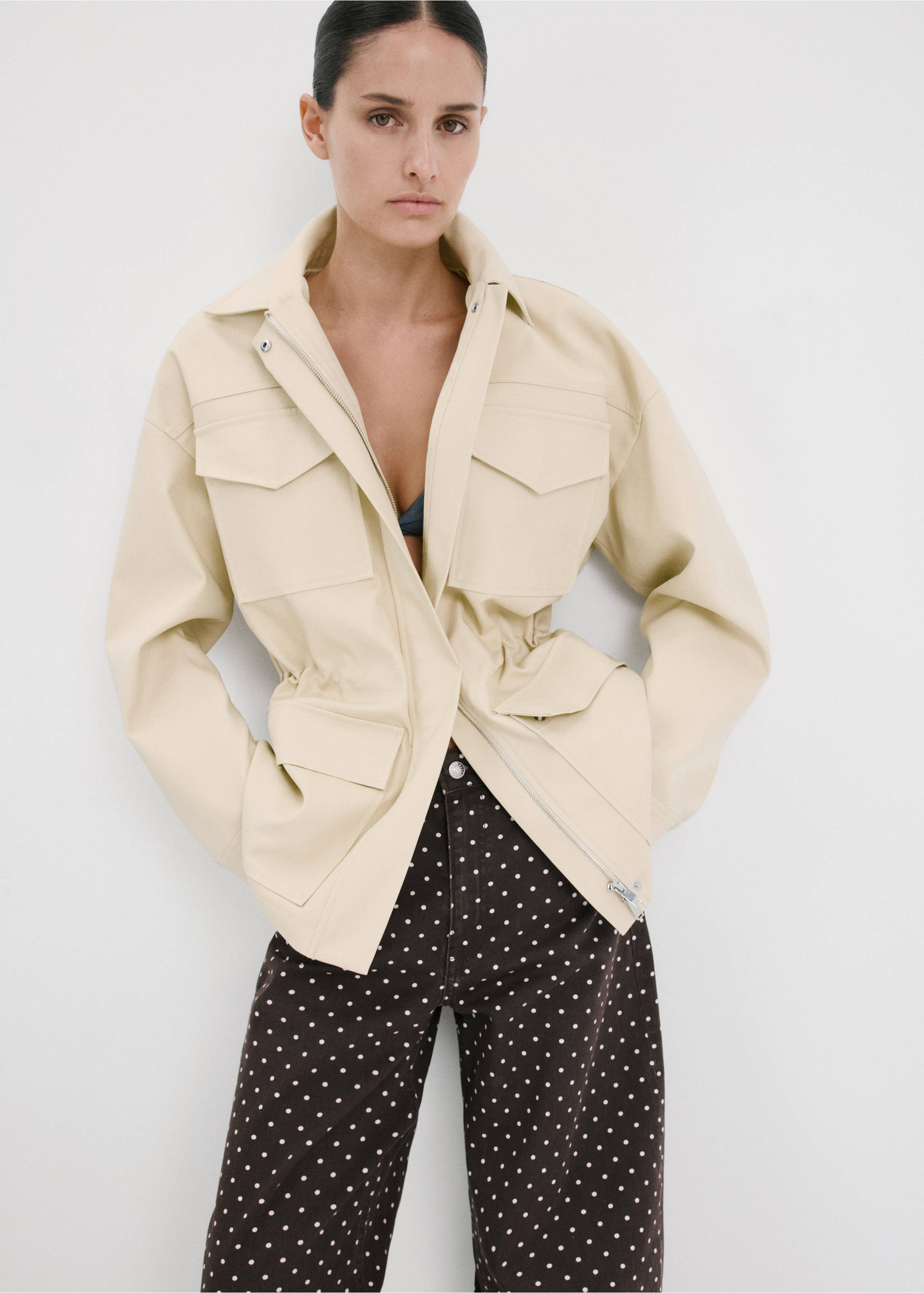 Polka dot balloon jeans - Details of the article 1, Chocolate. Ref: 27057159-00.