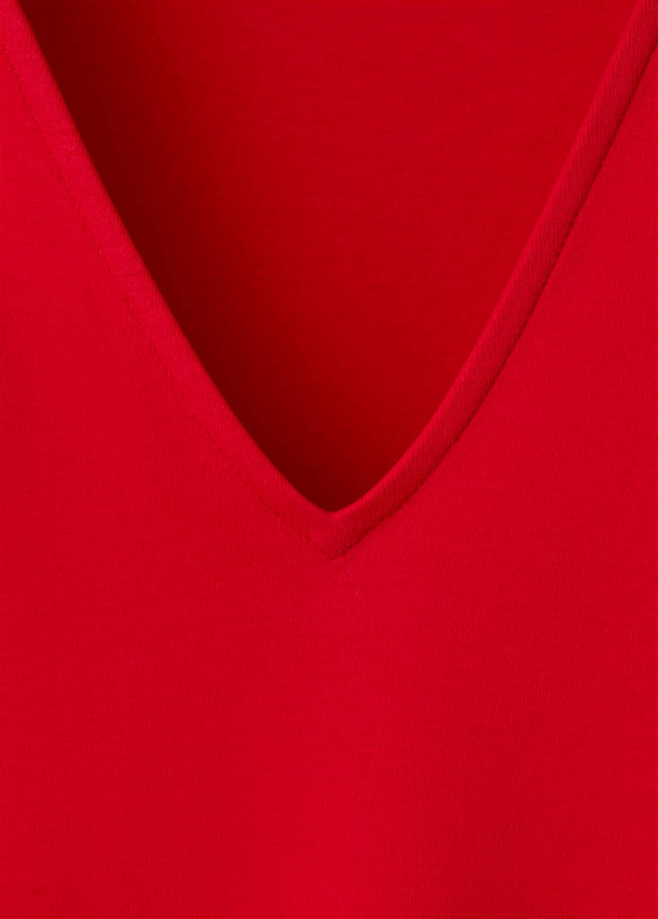 V-neck cotton T-shirt — Red