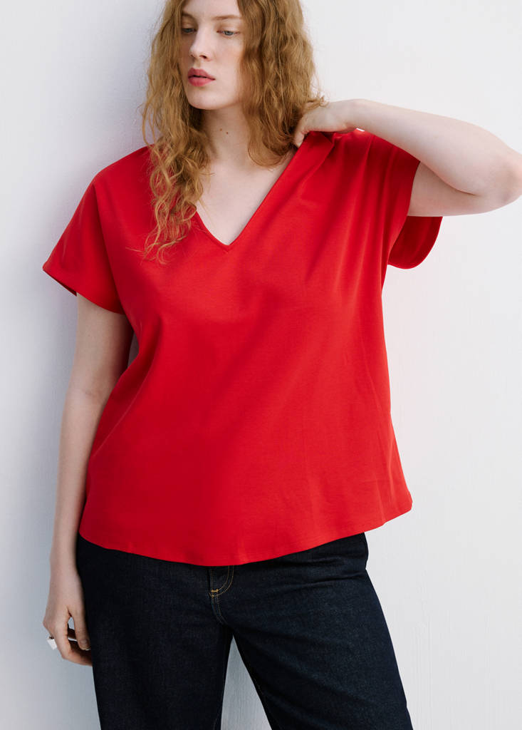 V-neck cotton T-shirt — Red