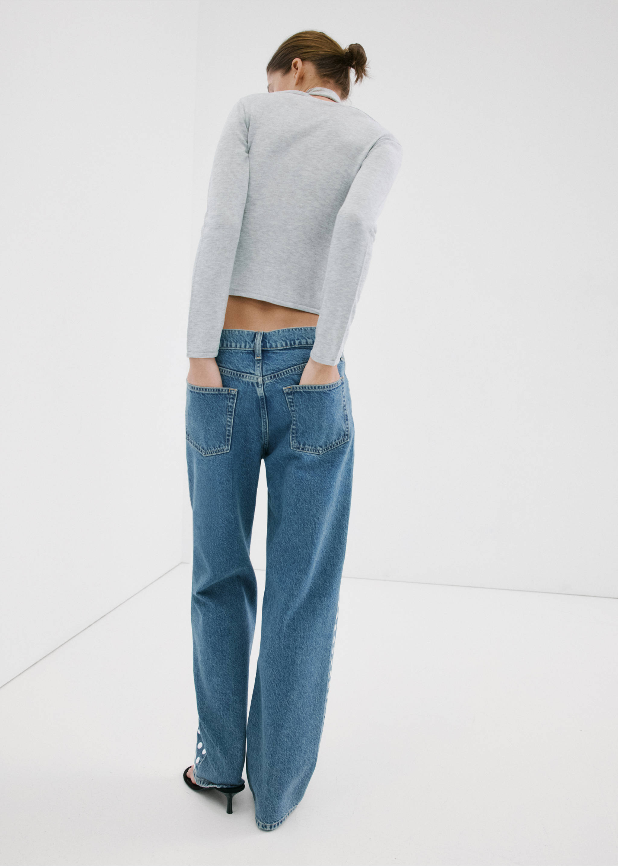 Straight-fit jeans with studs - Reverse of the article, Medium Blue. Ref: 27057169-00.