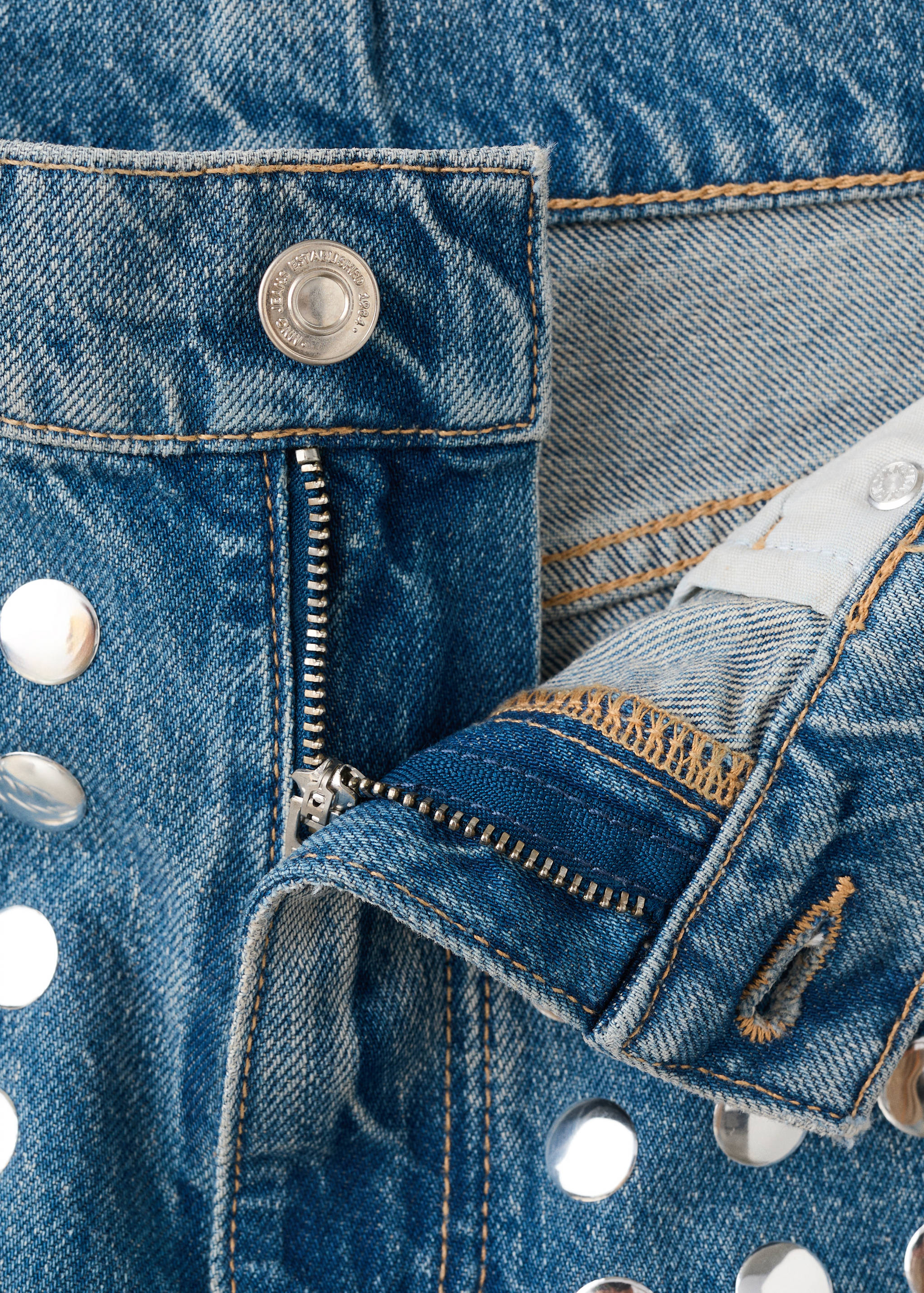 Straight-fit jeans with studs - Details of the article 8