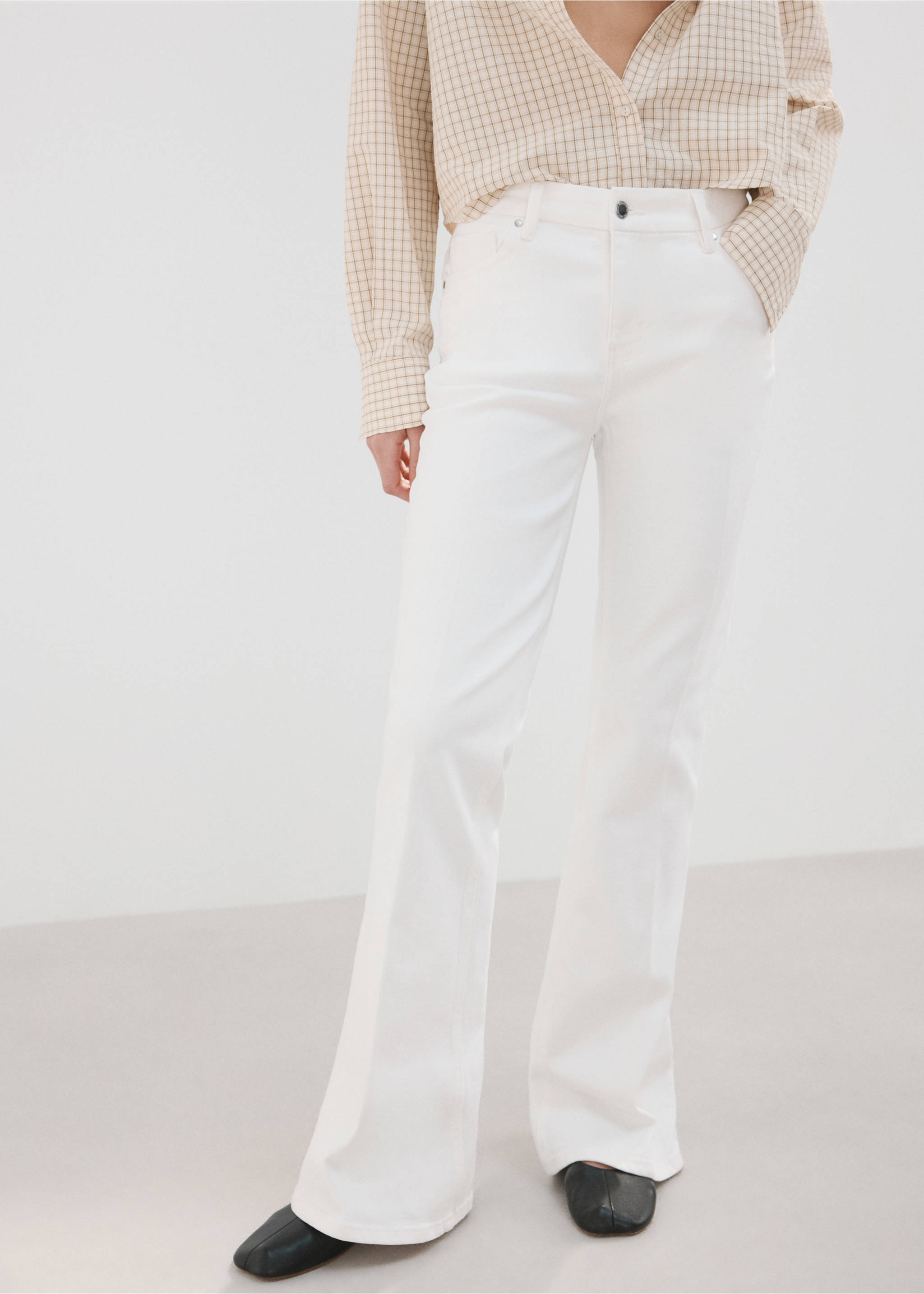 Jean Violeta flare taille haute - Plan moyen, Blanc. Ref: 27057783-00.