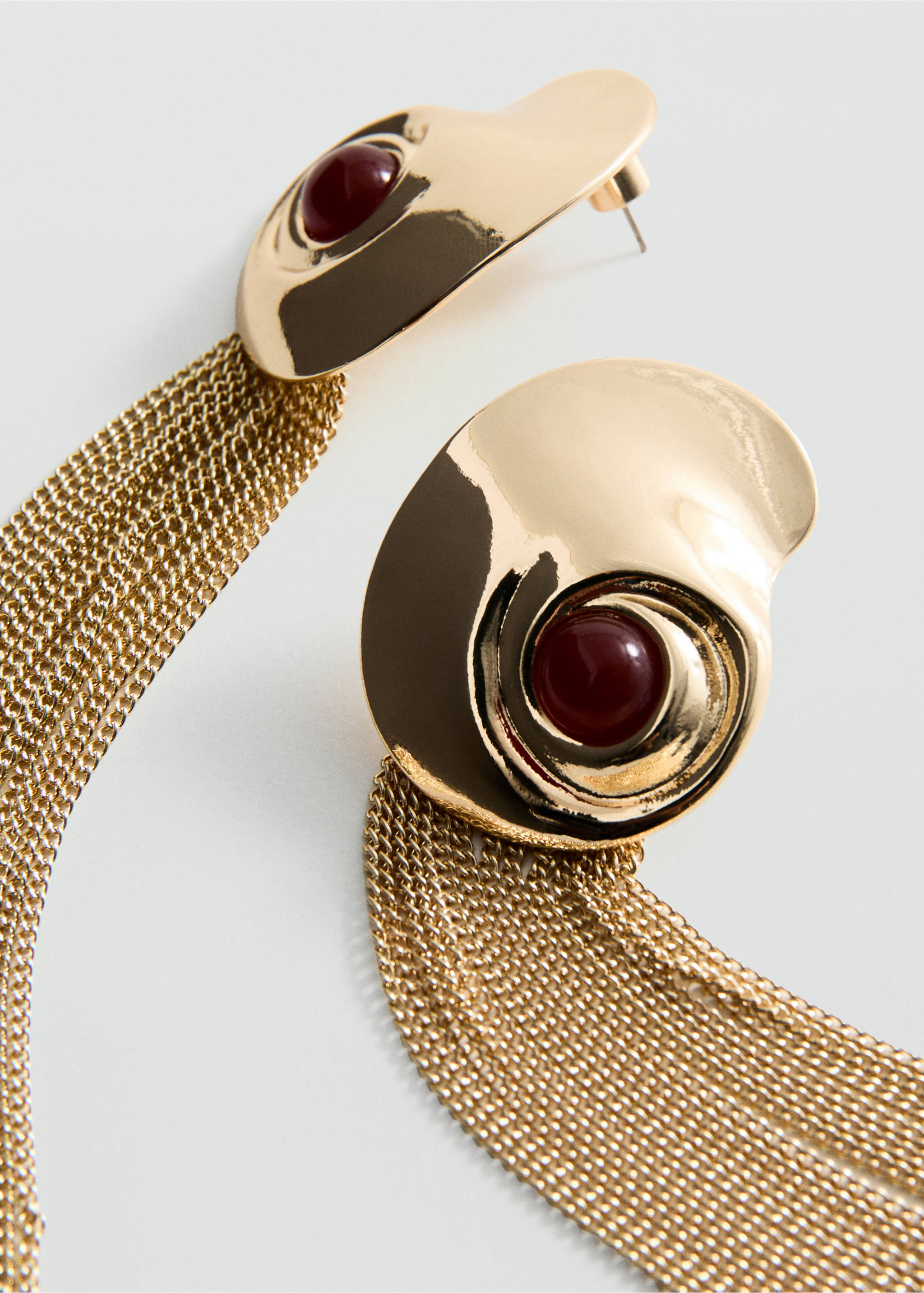 Серьги с рельефными спиралями - Средний план, Золото. Ref: 27057788-00.