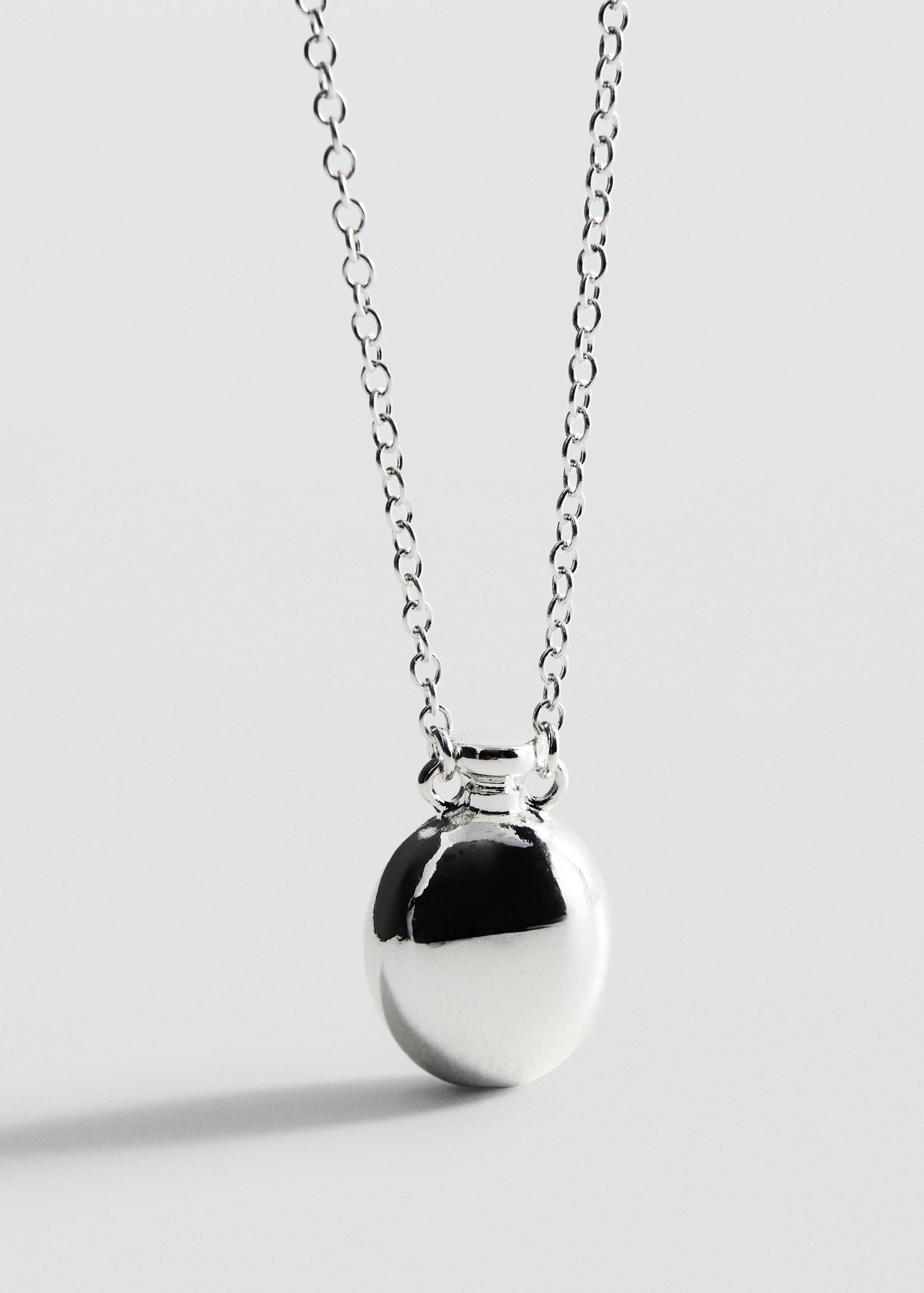 Sphere pendant necklace - Details of the article 1