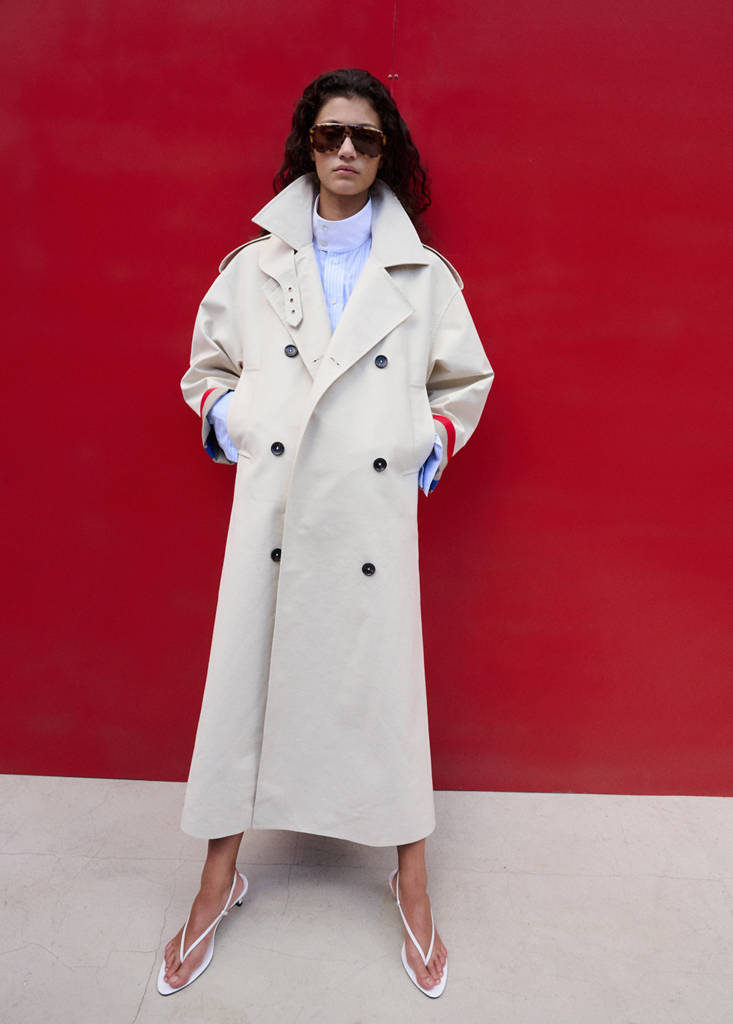 Funnel neck buckle trench — Beige