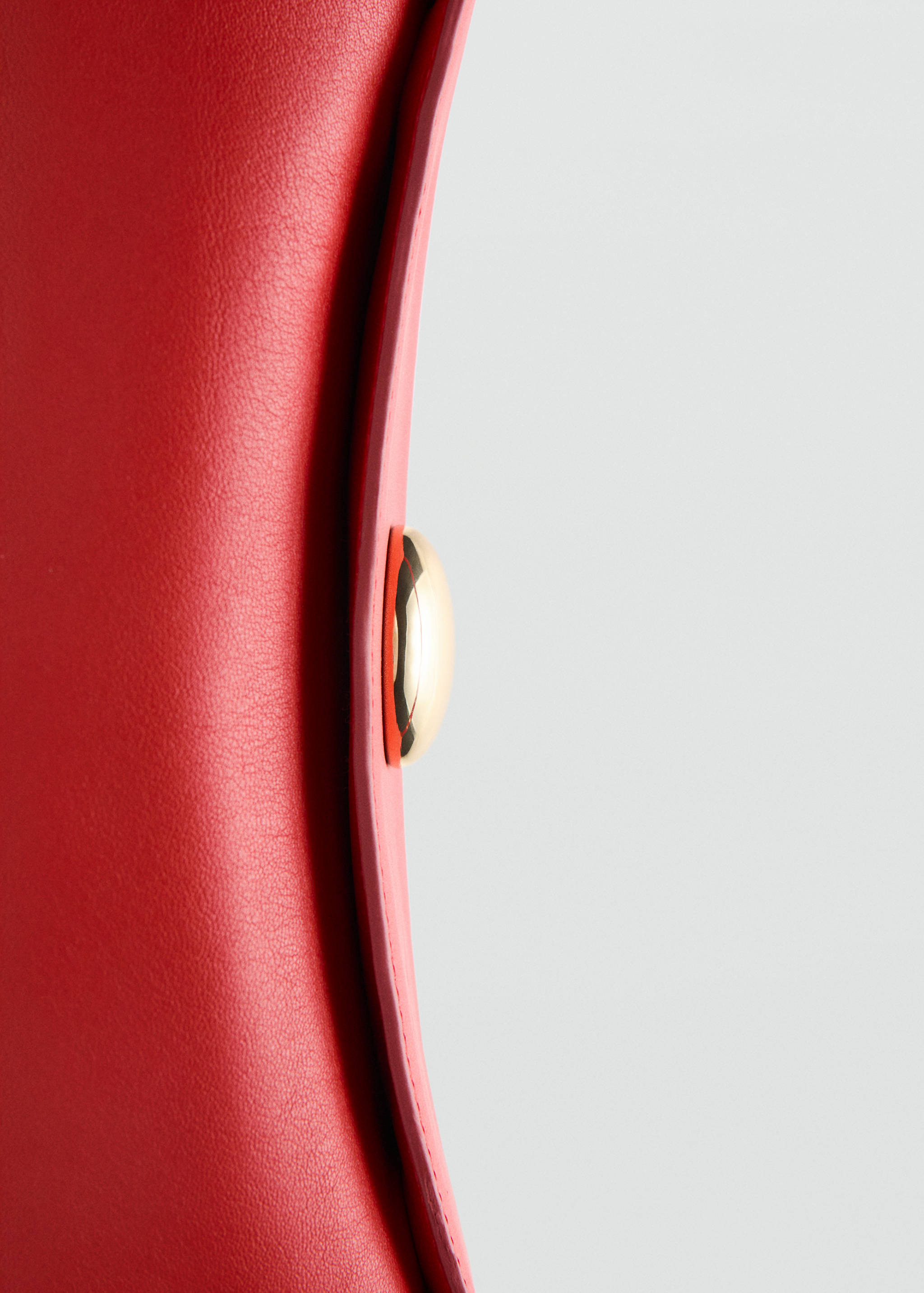 Leather shoulder bag with metal detail - Details of the article 2