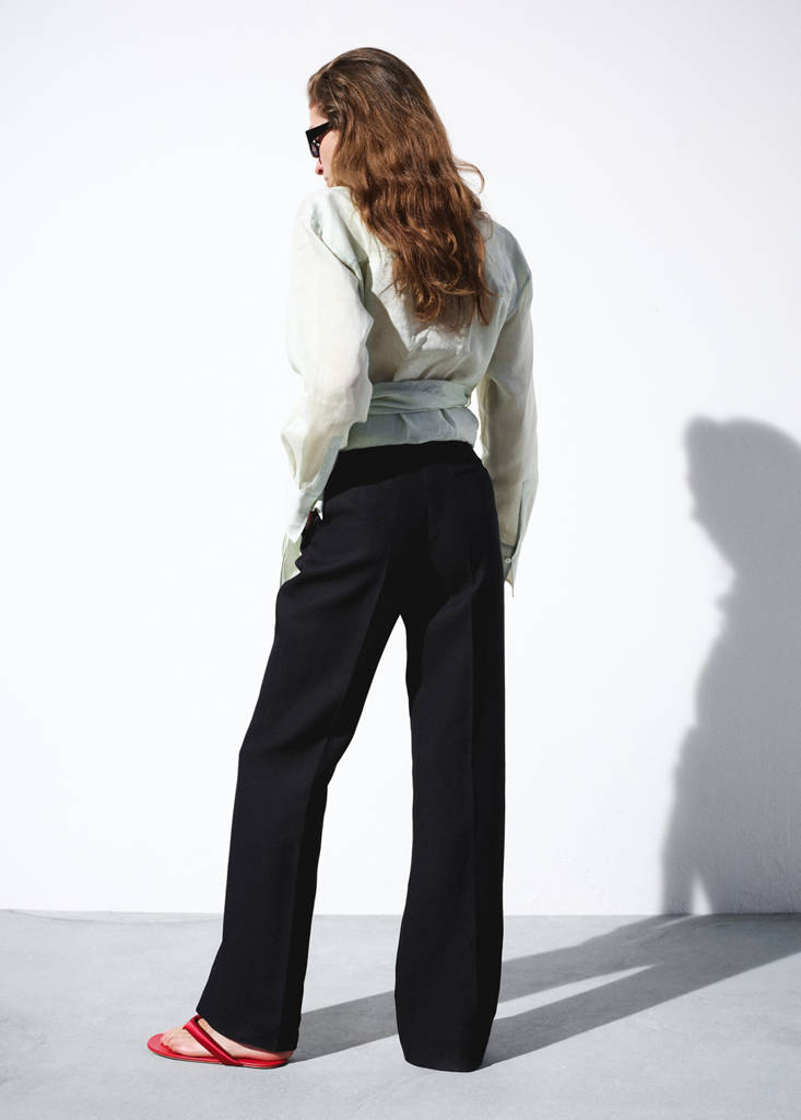 Straight-fit suit trousers — Black
