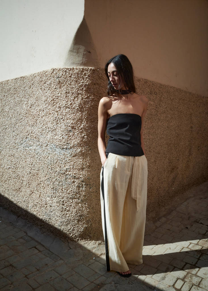 Lyocell strap neck top — Black