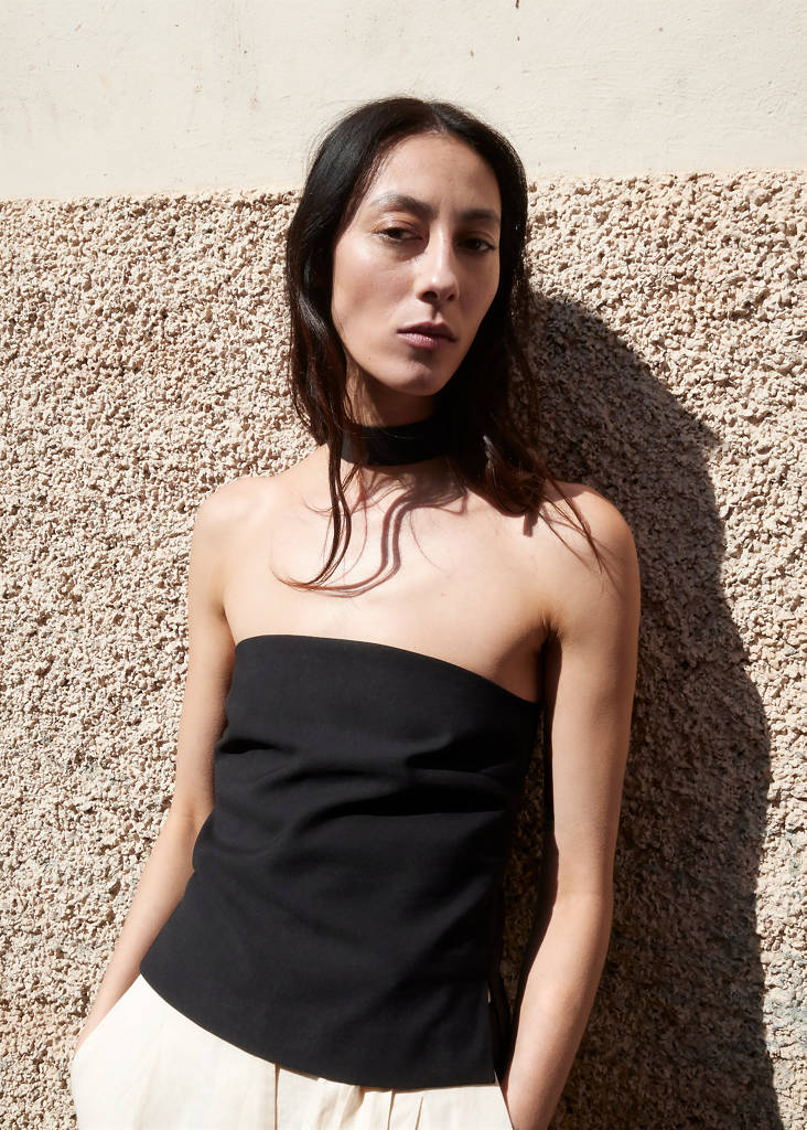 Lyocell strap neck top — Black