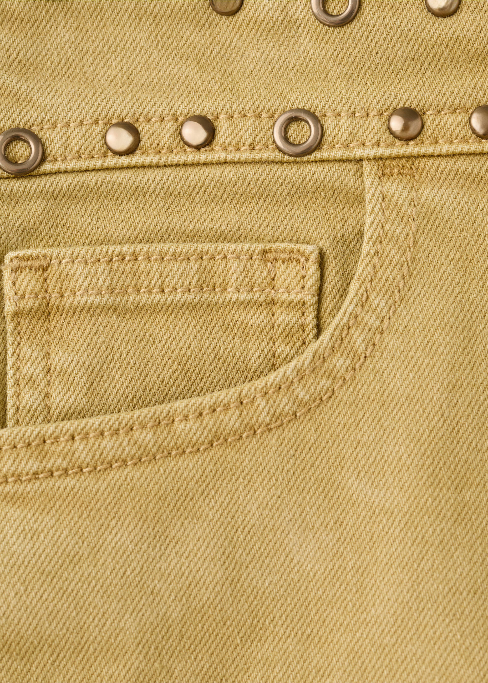 شورتات قصيرة مزينة بالمسامير - تفاصيل المنتج 0, أخضر زيتوني. Ref: 27057904-00.