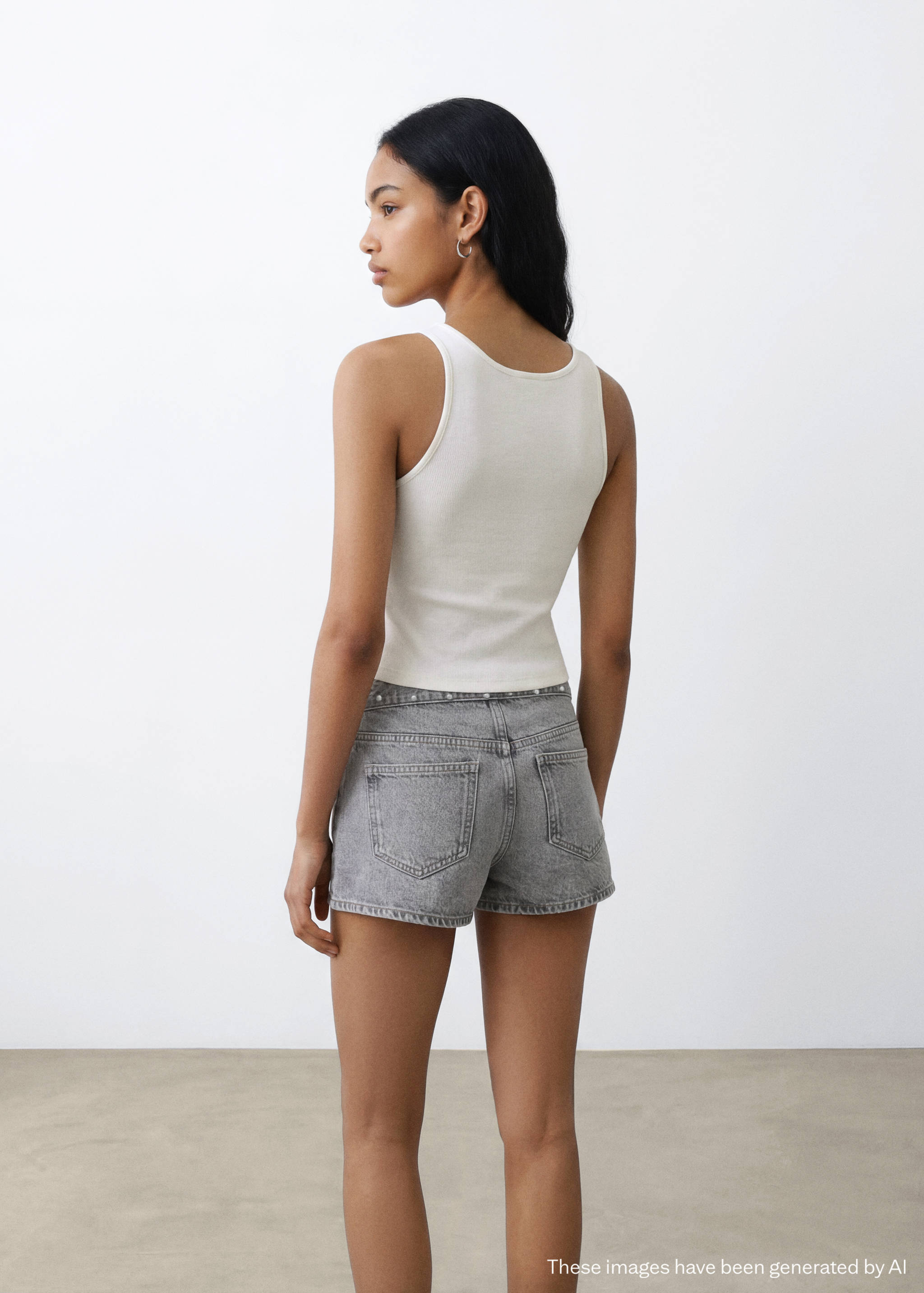 Top tirantes nudos - Reverso del artículo