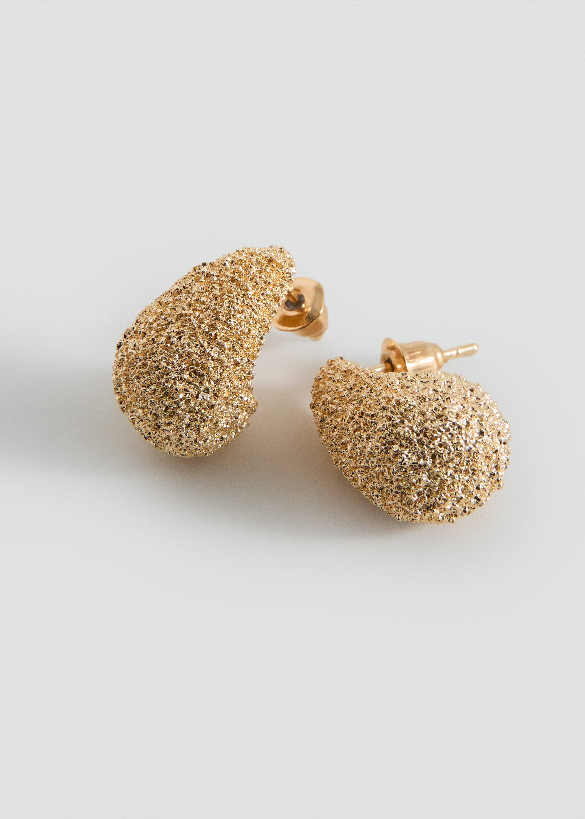 Textured drop earrings - Medium plane, Gold. Ref: 27057928-00.