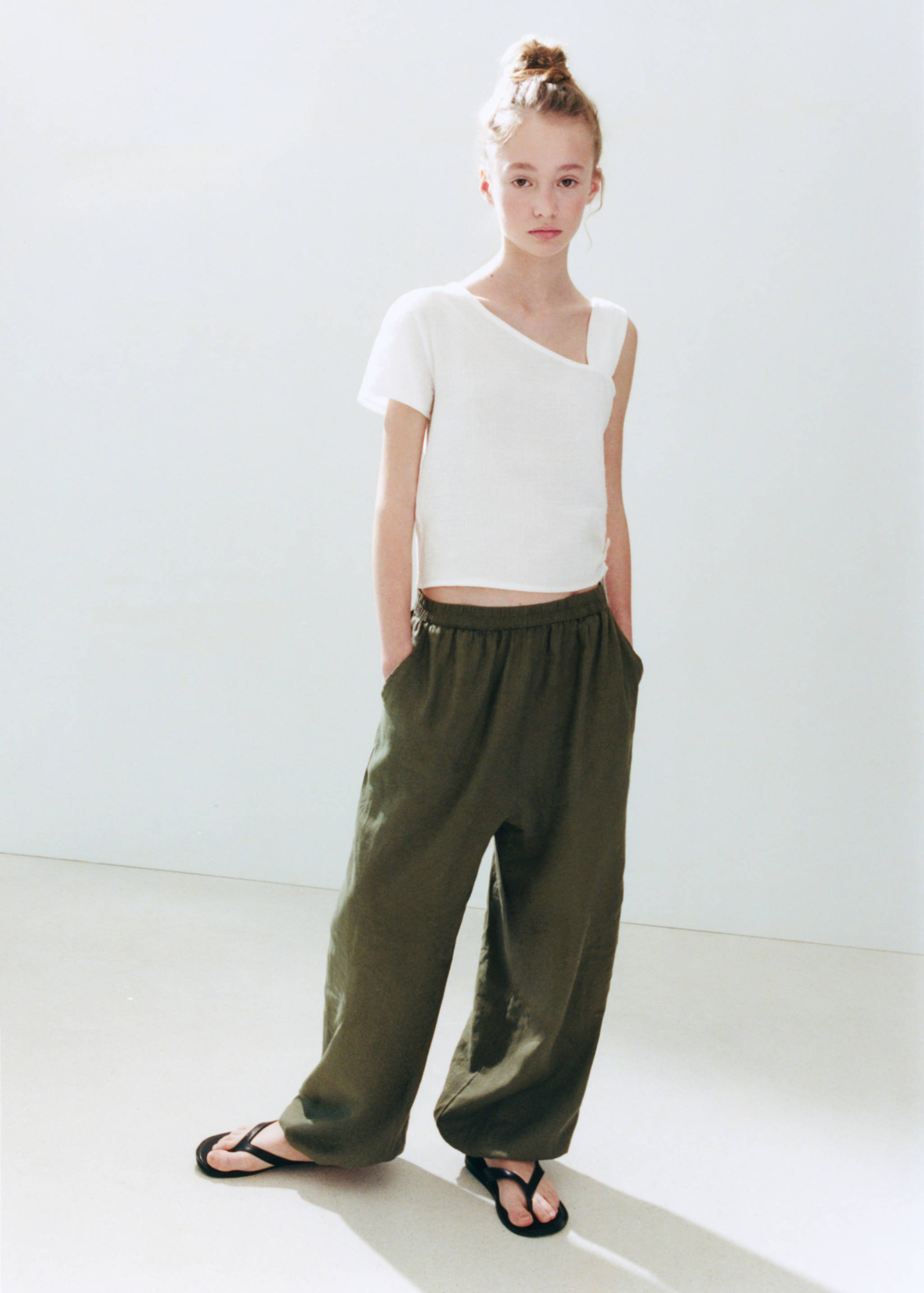 Baggy linen pants - Details of the article 5