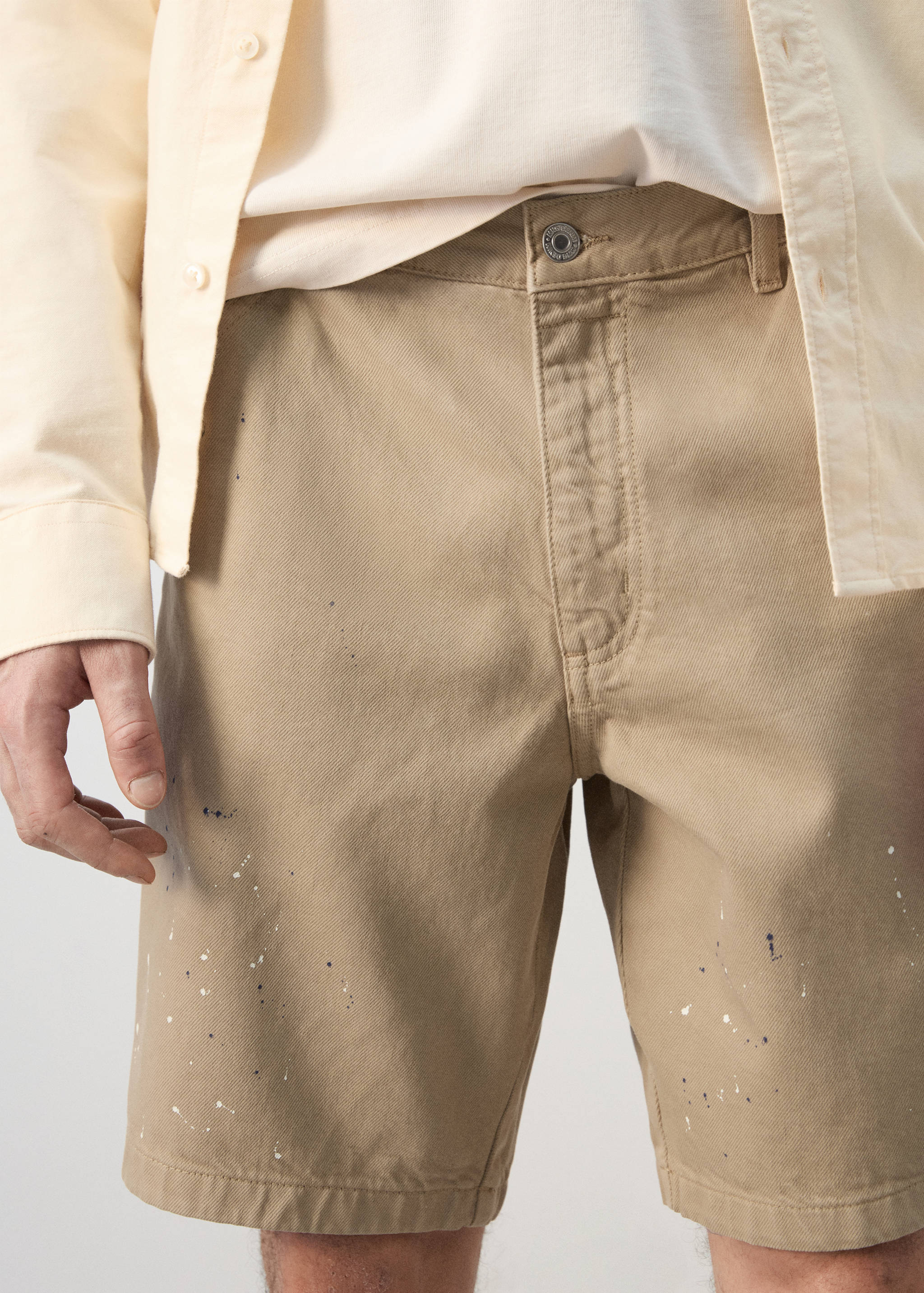 شورت جينز بقصة ريلاكسد فيت - تفاصيل المنتج 1