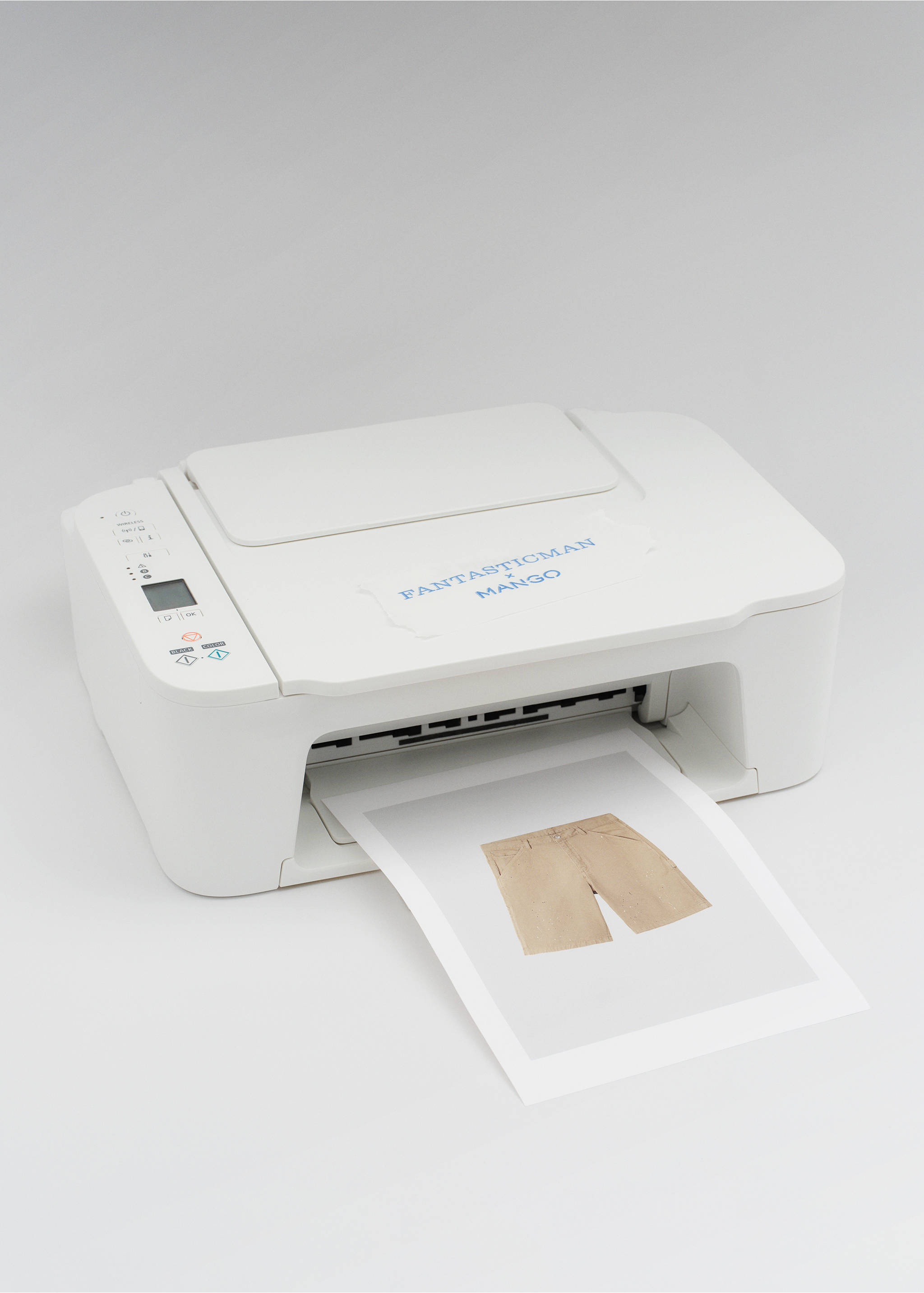 شورت جينز بقصة ريلاكسد فيت - تفاصيل المنتج 9, بيج. Ref: 27057930-00.