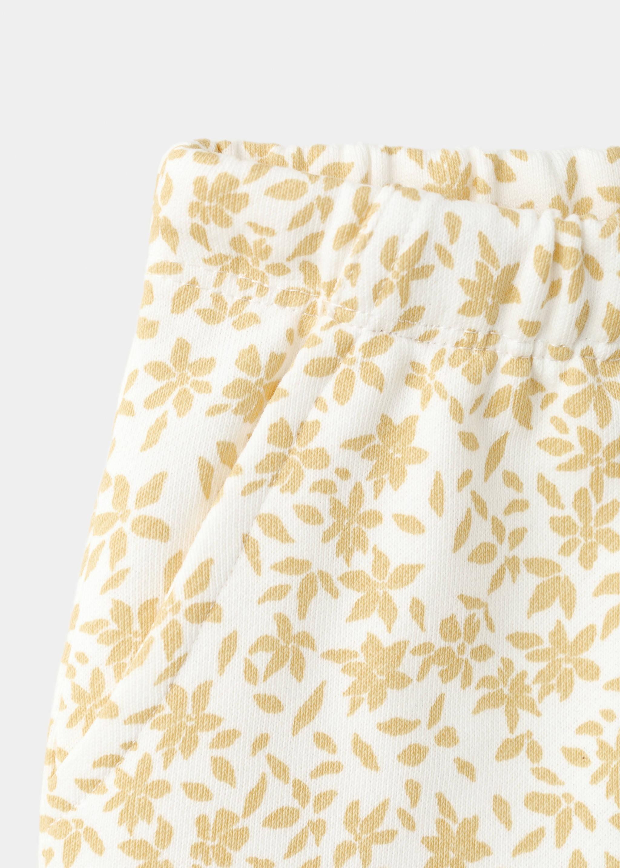 شورت بطبعة زهور - تفاصيل المنتج 8