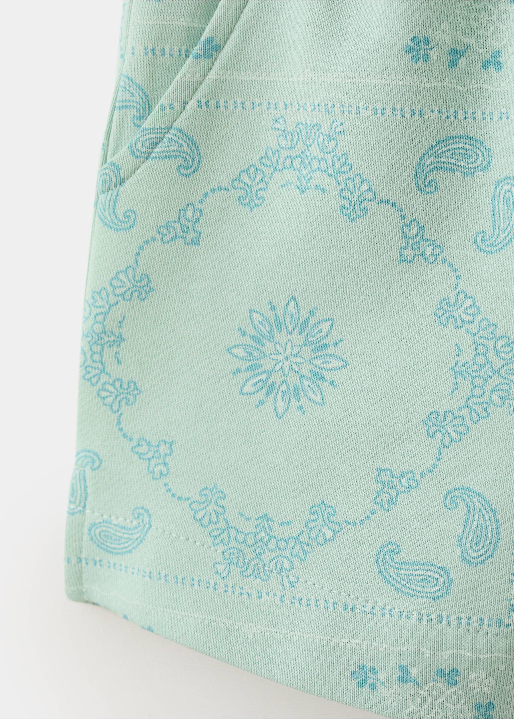 Shorts mit Blumenmuster - Detail des Artikels 8, Himmelblau. Ref: 27058269-00.